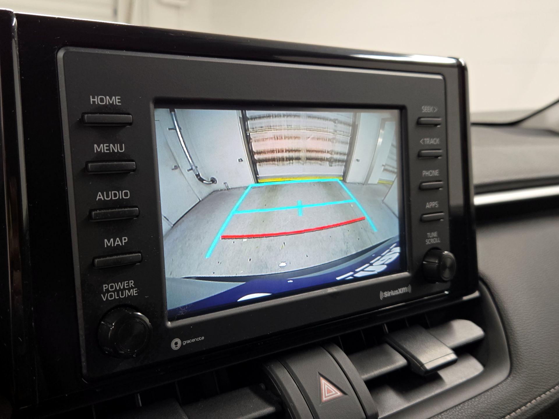 Thumbnail: 2022 Toyota RAV4 - 14