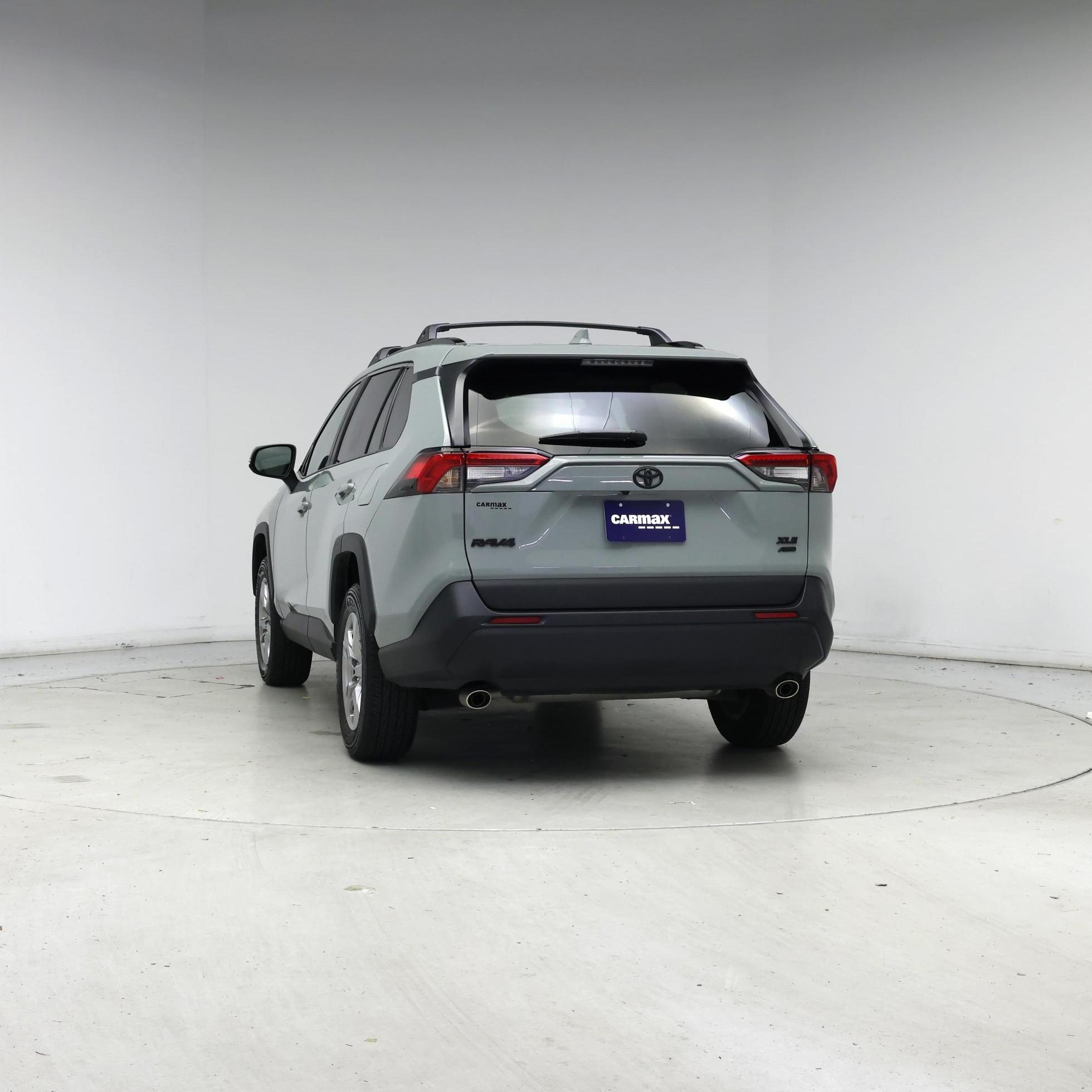 Thumbnail: 2022 Toyota RAV4 - 6