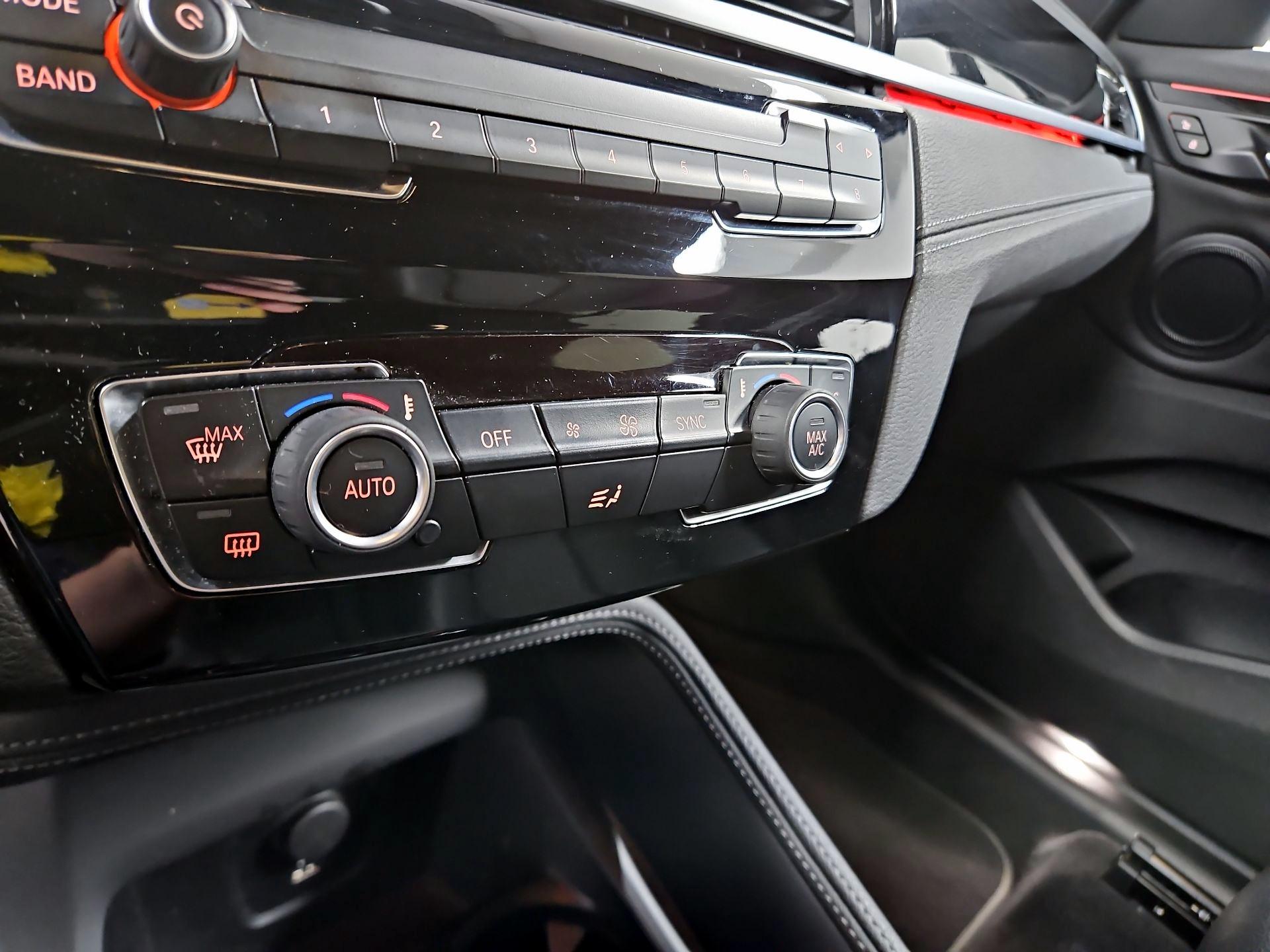 Thumbnail: 2021 BMW X1 - 17