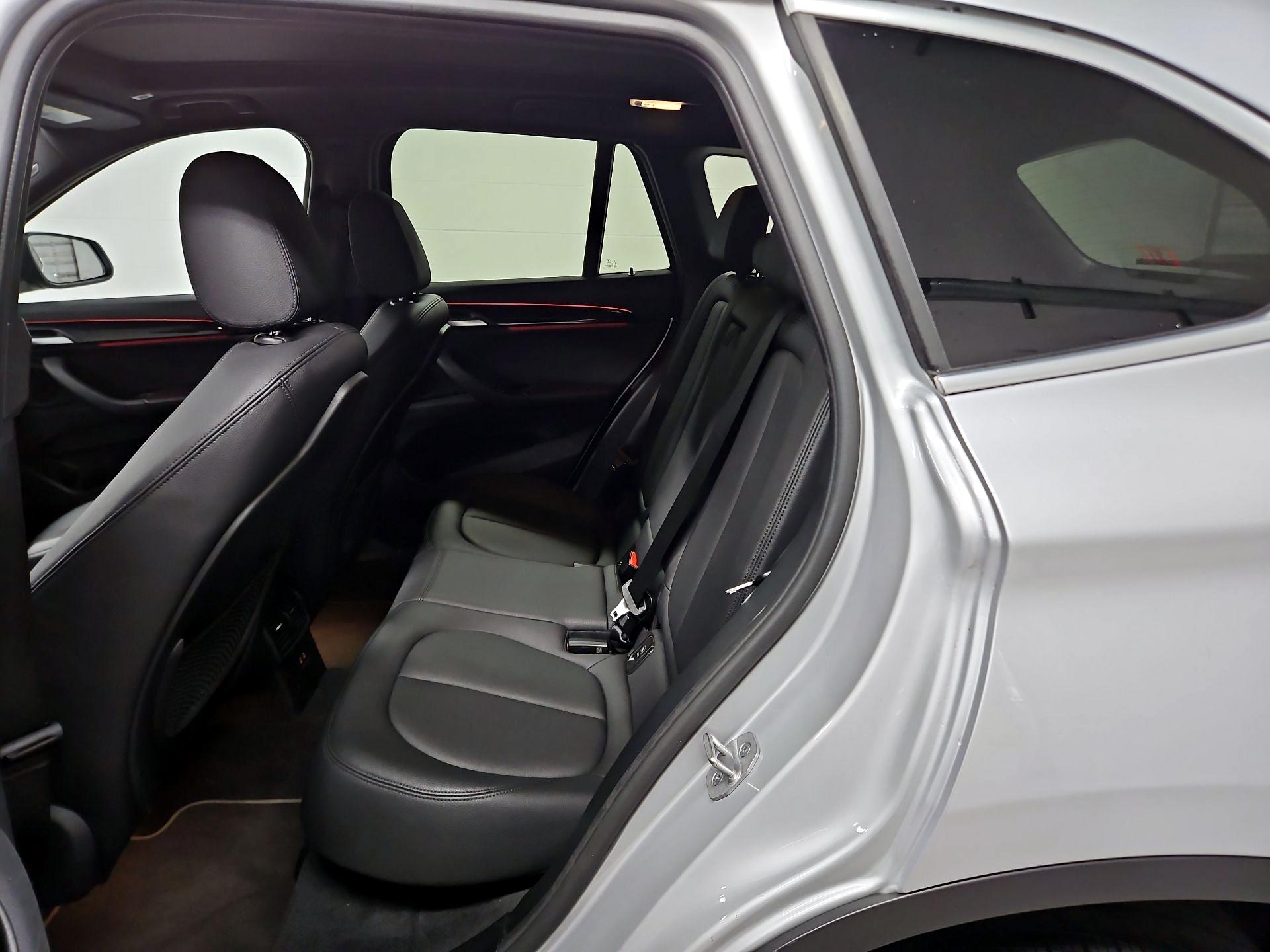 Thumbnail: 2021 BMW X1 - 20