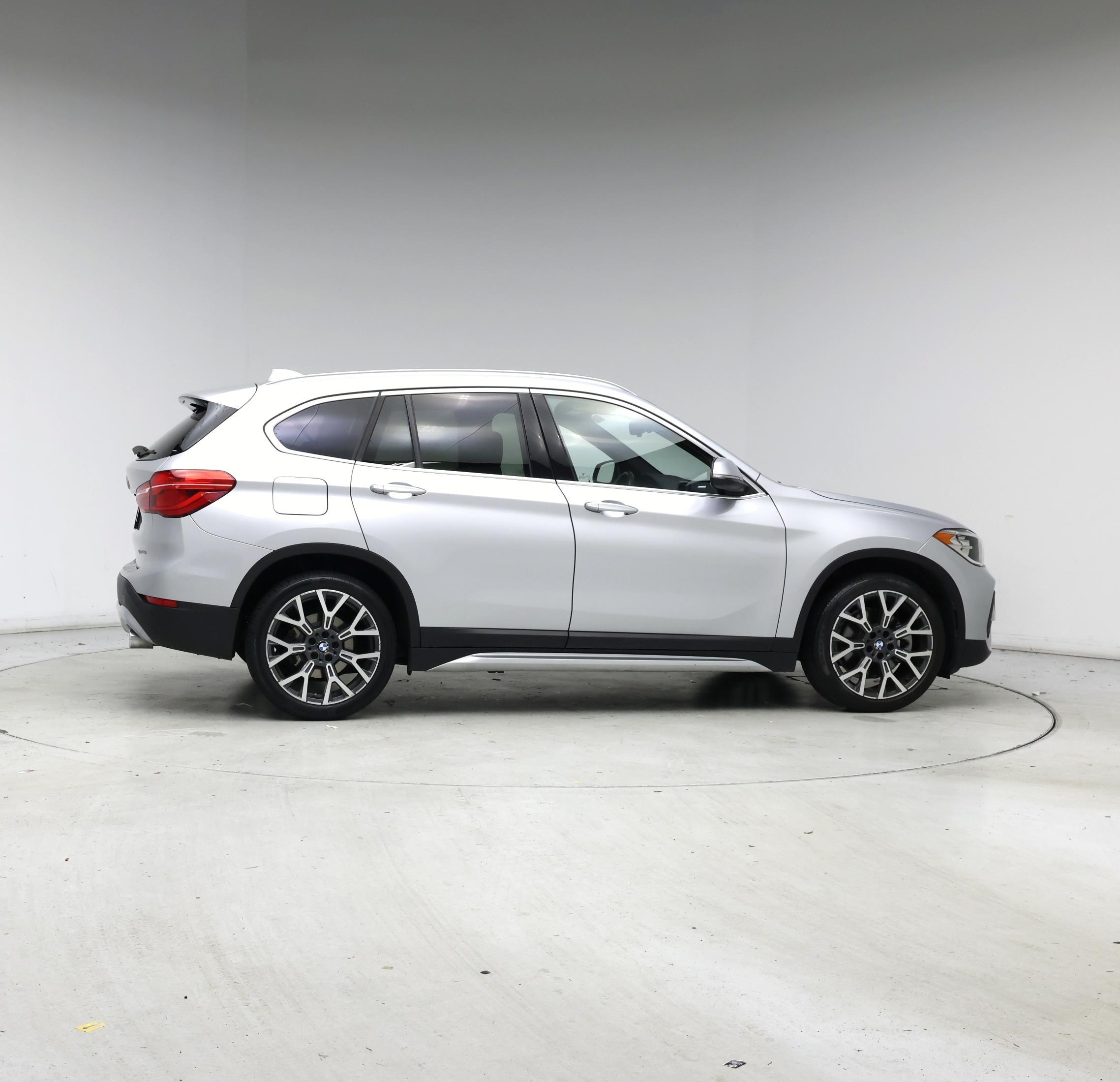 Thumbnail: 2021 BMW X1 - 7