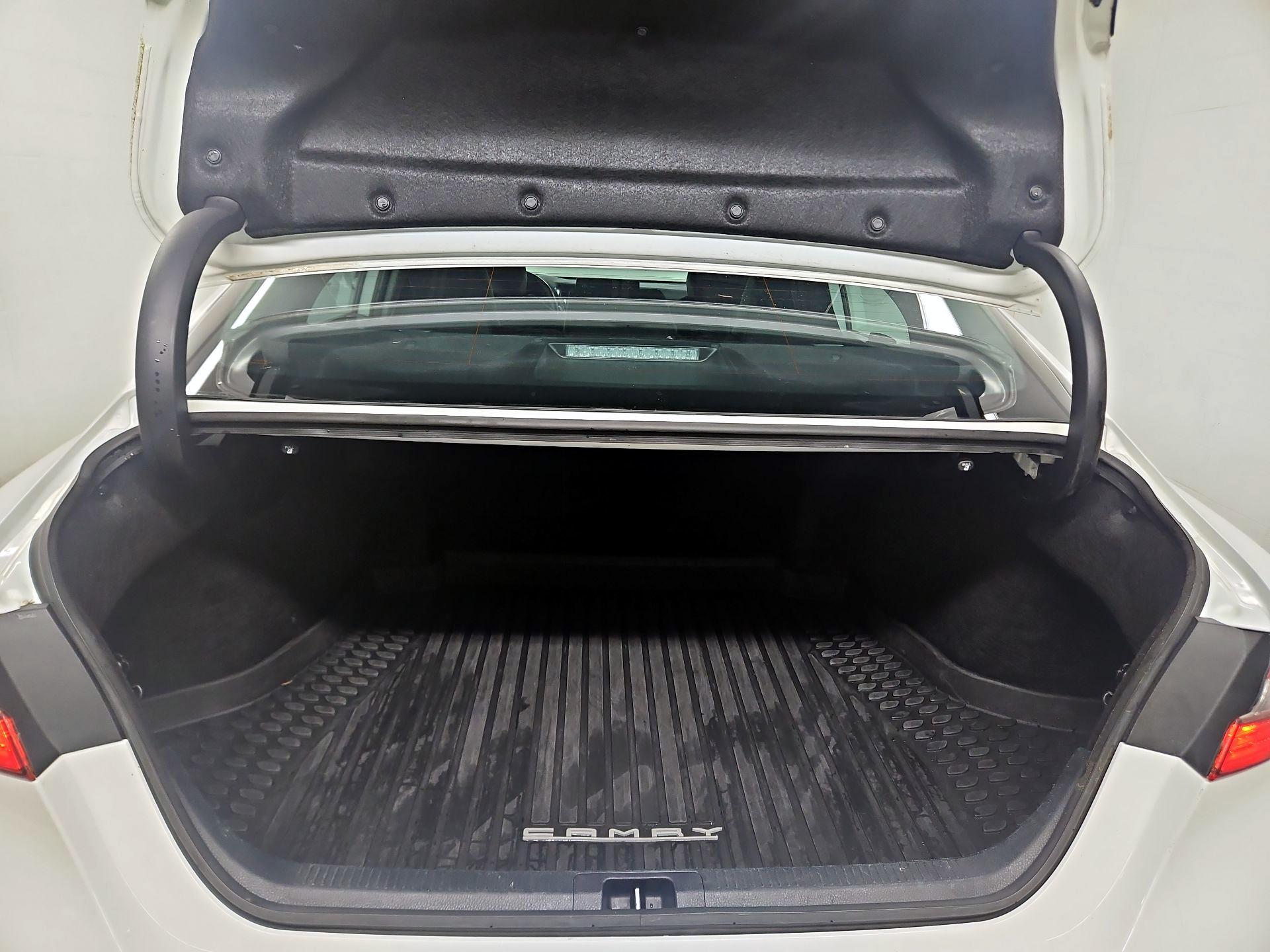 Thumbnail: 2024 Toyota Camry - 20