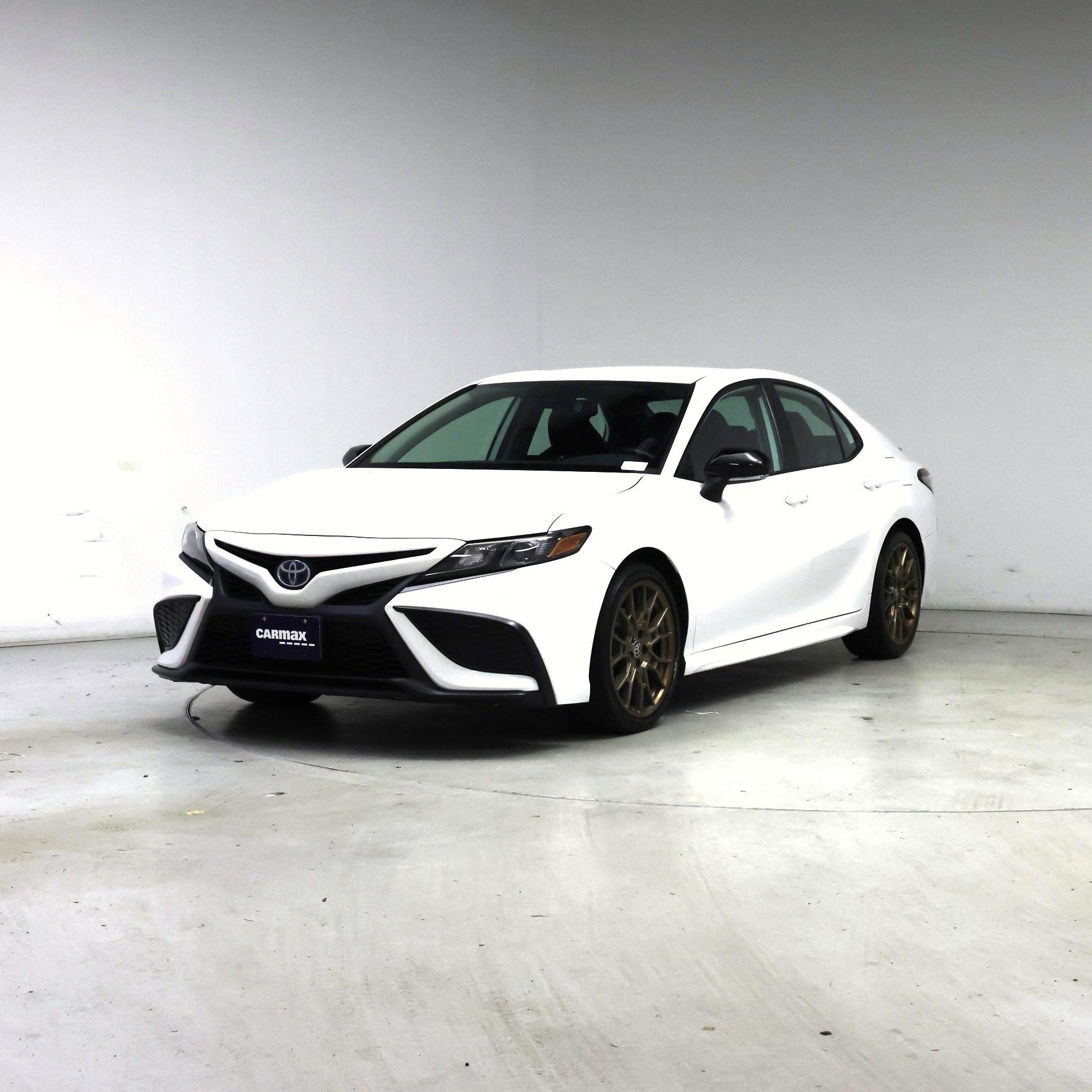 Thumbnail: 2024 Toyota Camry - 4