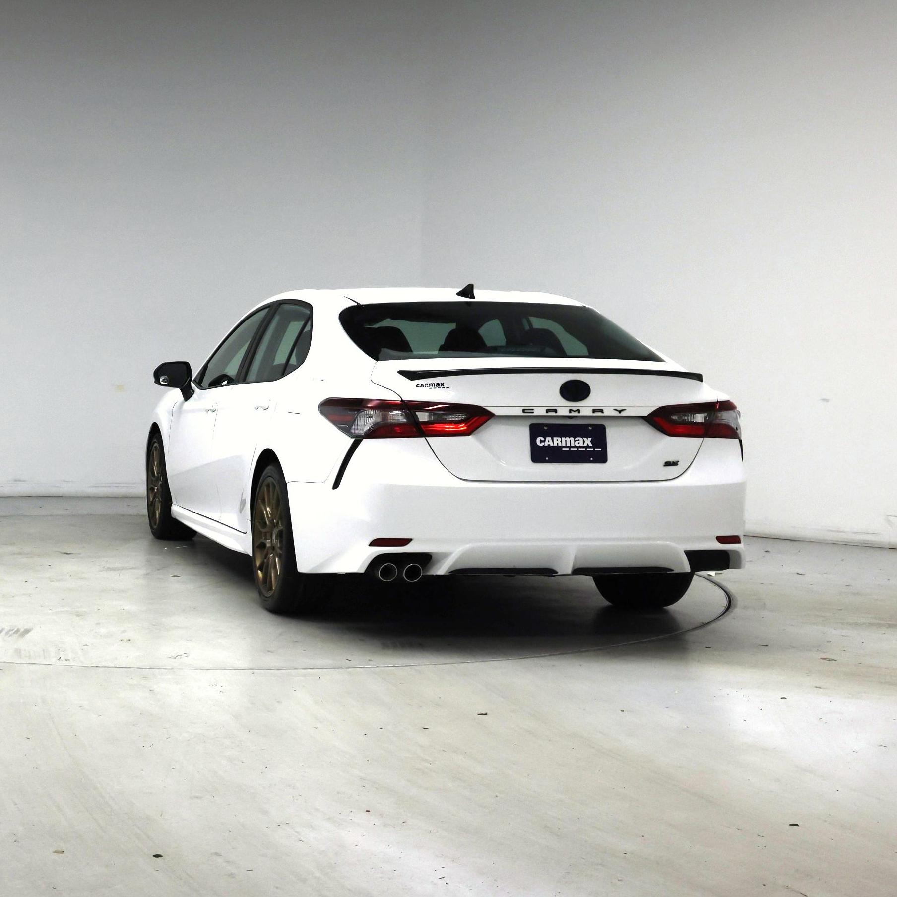 Thumbnail: 2024 Toyota Camry - 6