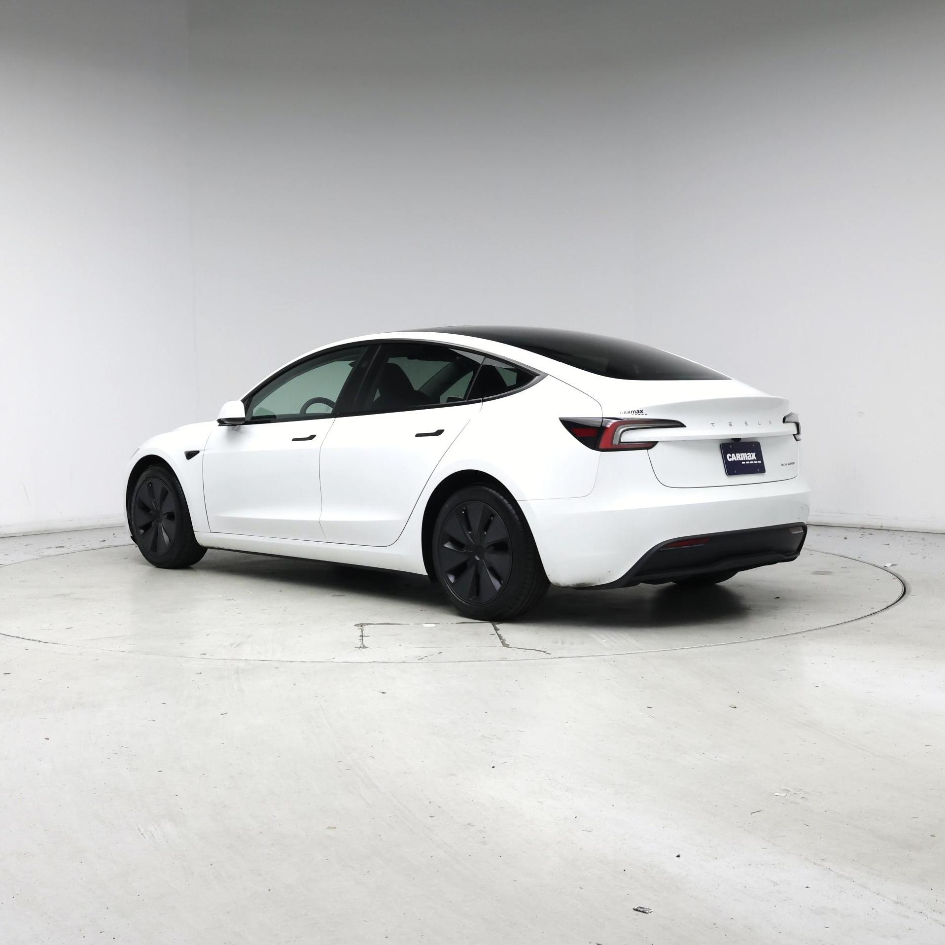 Thumbnail: 2024 Tesla Model 3 - 2