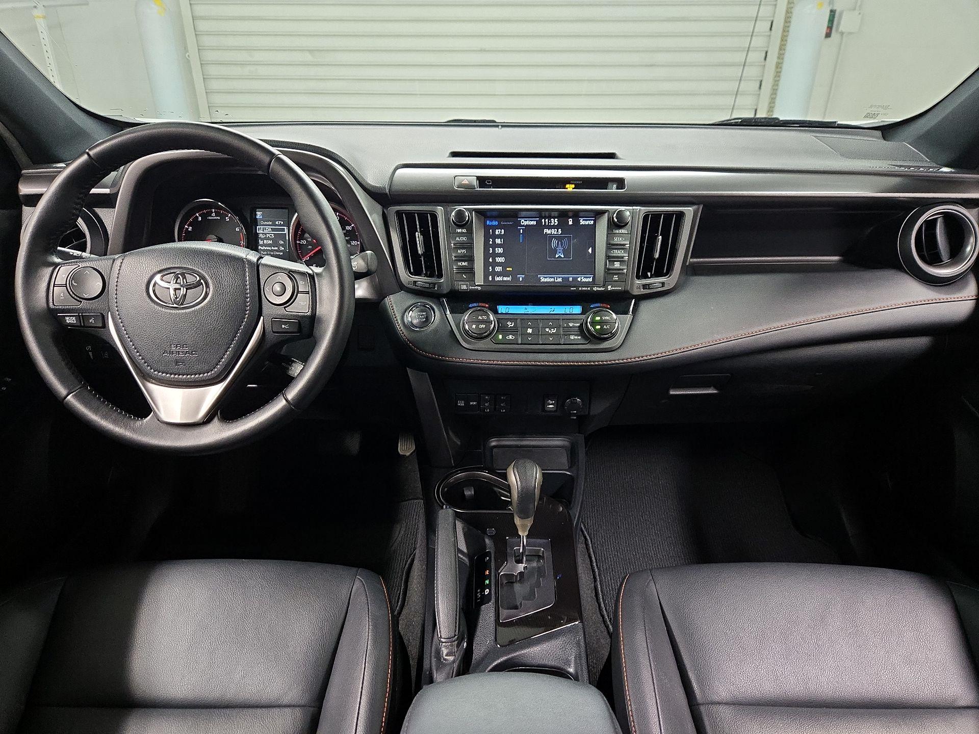 Thumbnail: 2016 Toyota RAV4 - 9