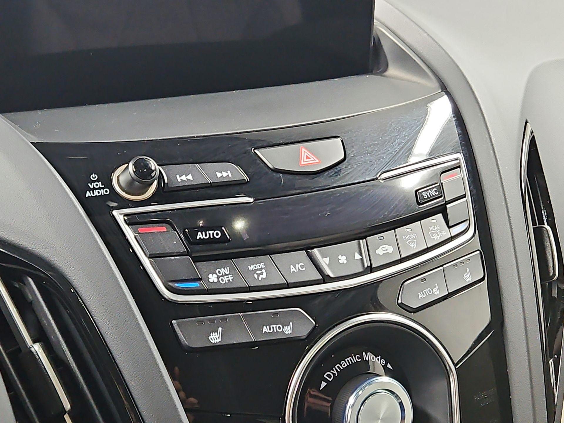 Thumbnail: 2025 Acura RDX - 17