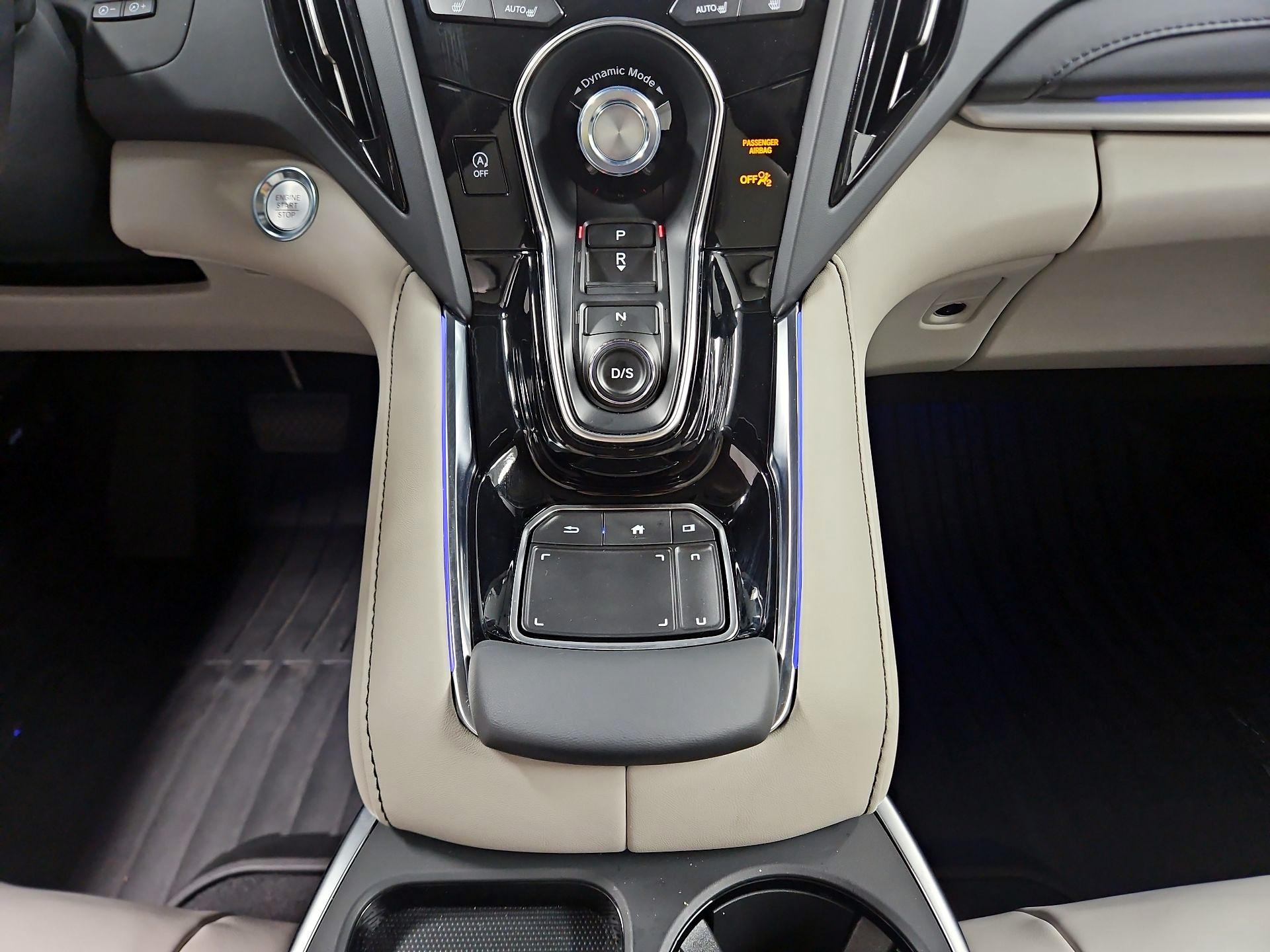 Thumbnail: 2025 Acura RDX - 18