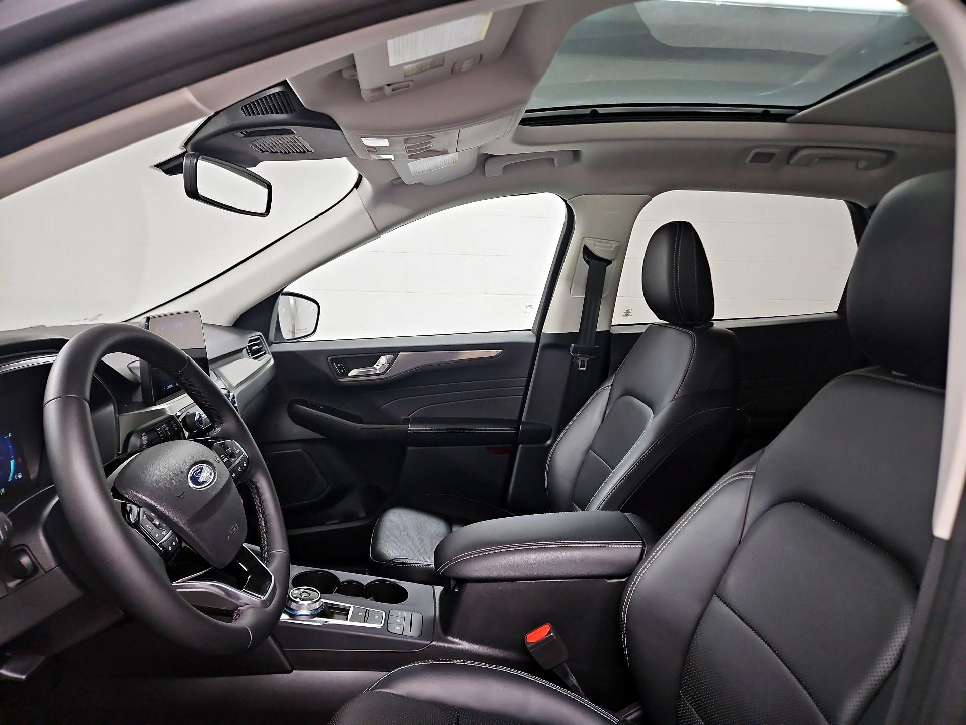 Thumbnail: 2022 Ford Escape - 20