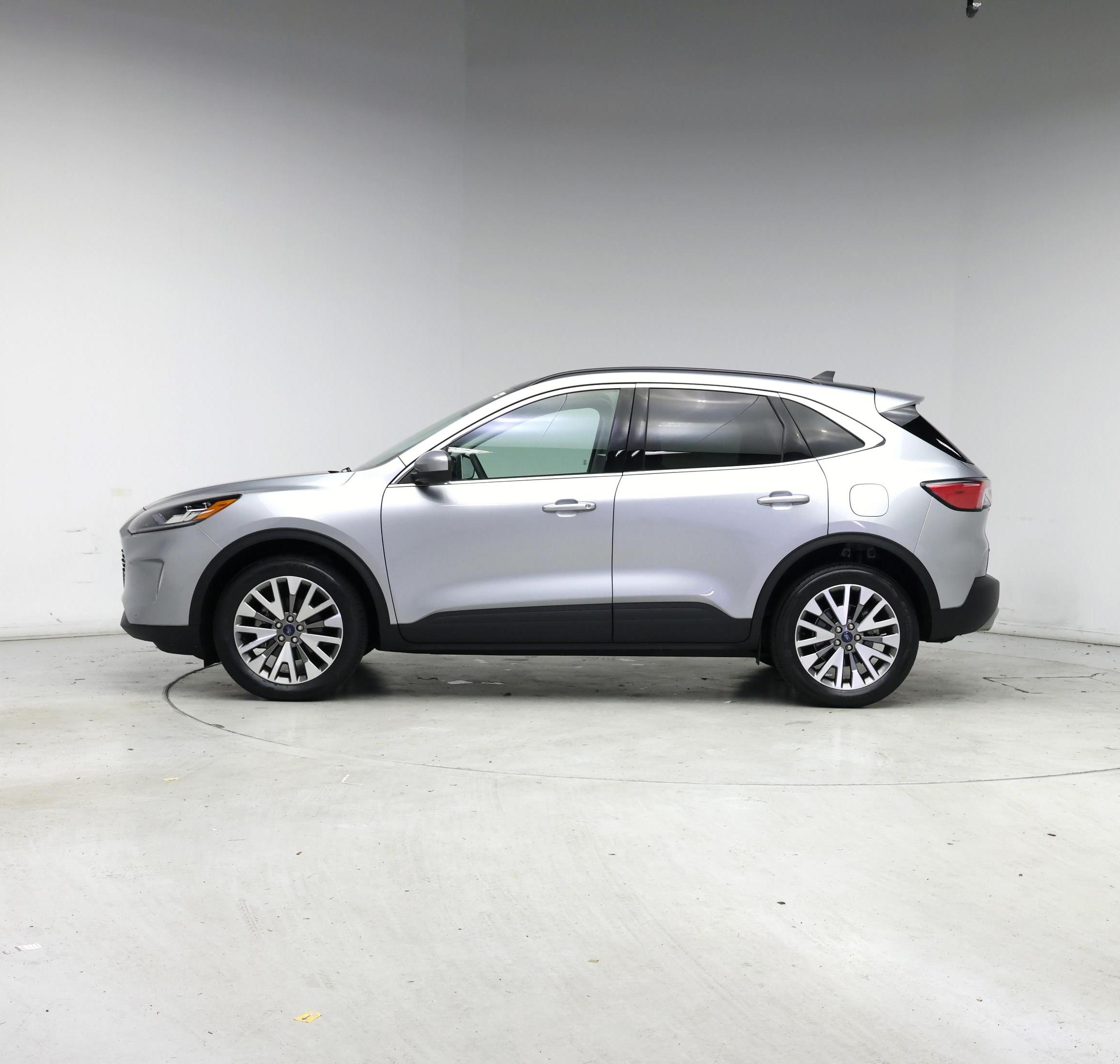 Thumbnail: 2022 Ford Escape - 3