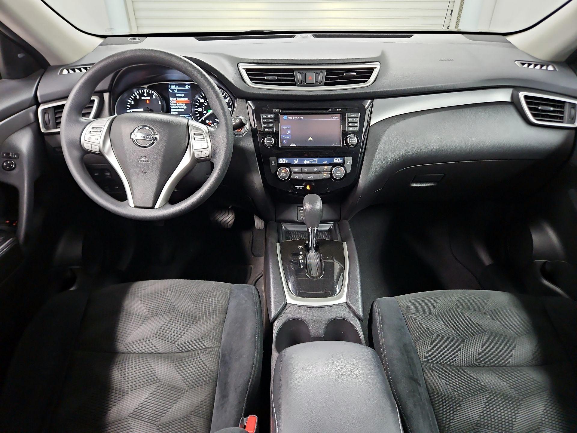 Thumbnail: 2015 Nissan Rogue - 9