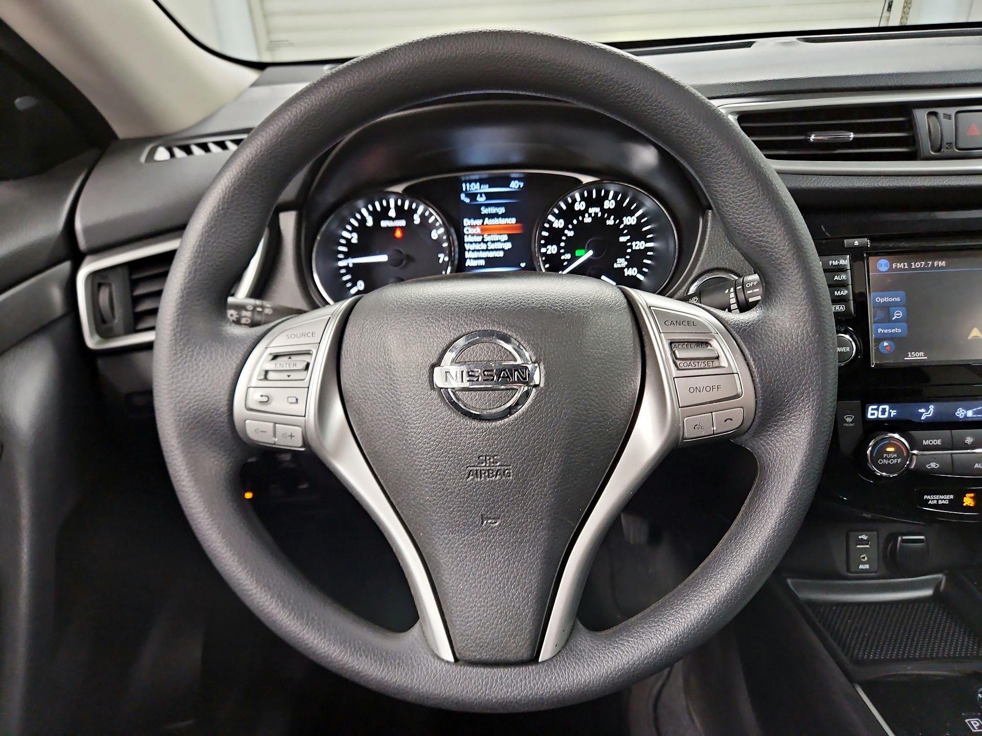 Thumbnail: 2015 Nissan Rogue - 10