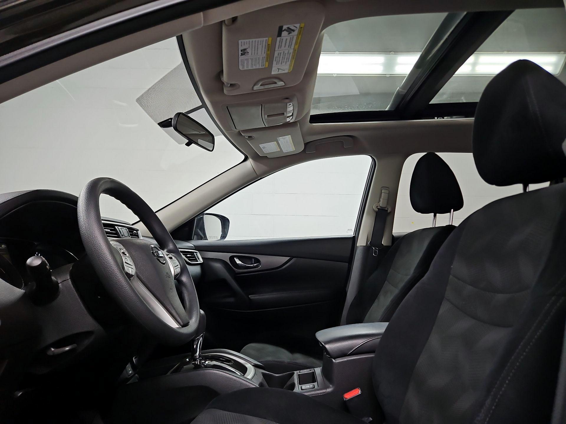 Thumbnail: 2015 Nissan Rogue - 20