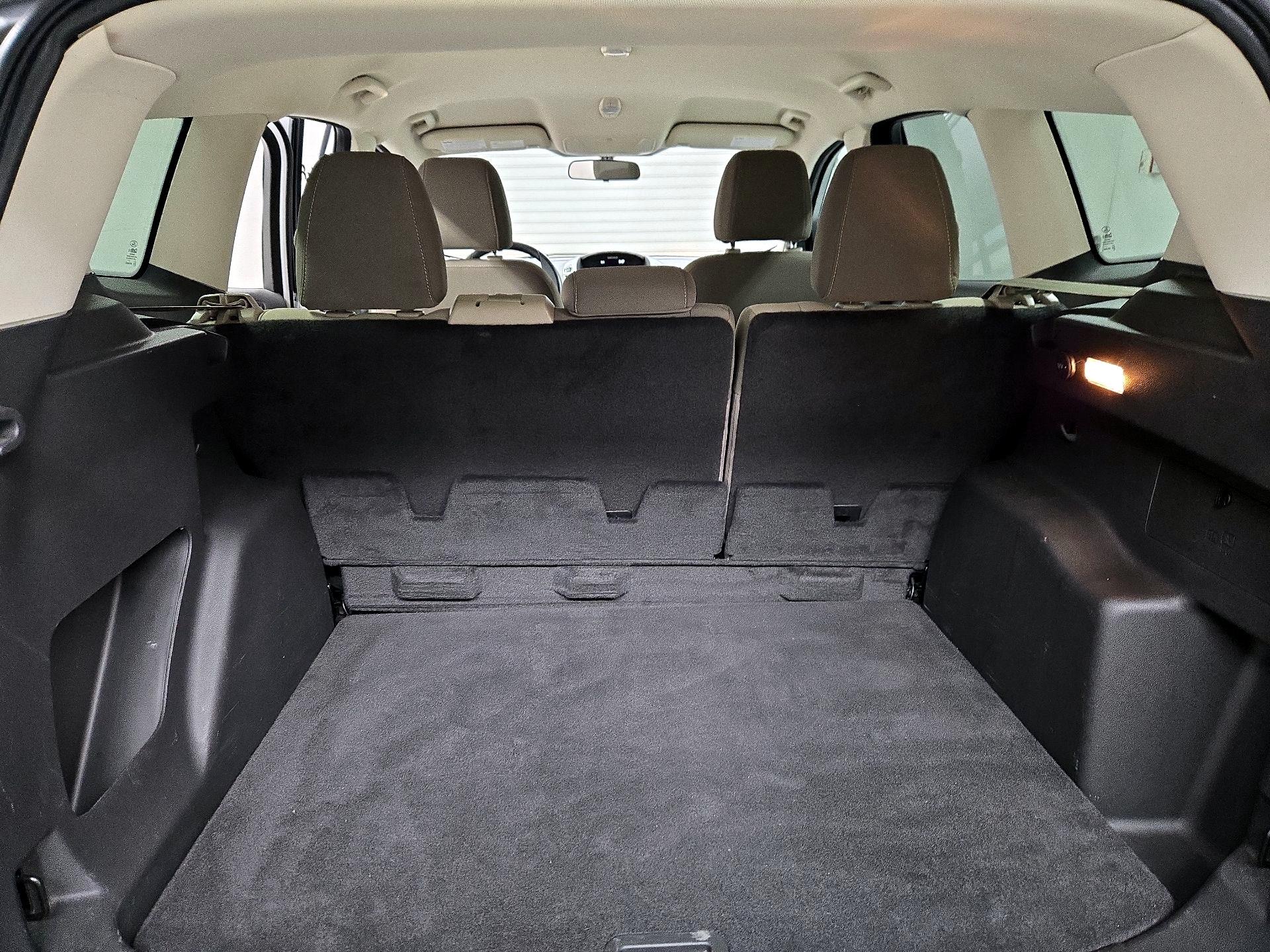 Thumbnail: 2014 Ford Escape - 20