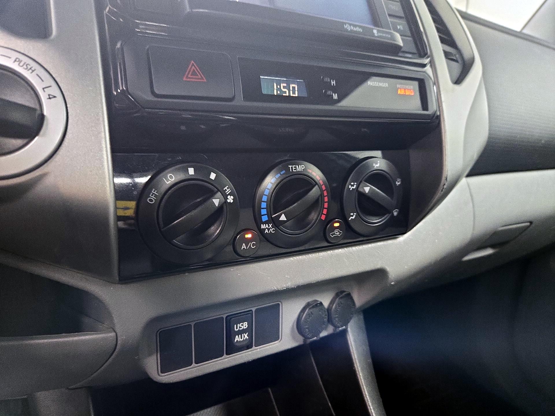 Thumbnail: 2014 Toyota Tacoma - 16