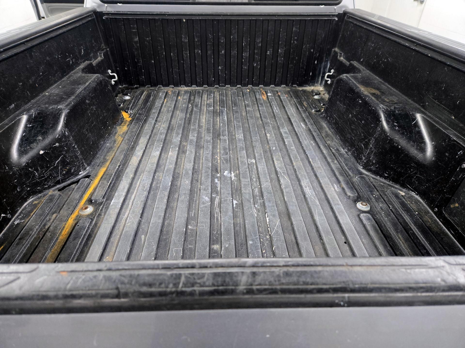 Thumbnail: 2014 Toyota Tacoma - 20