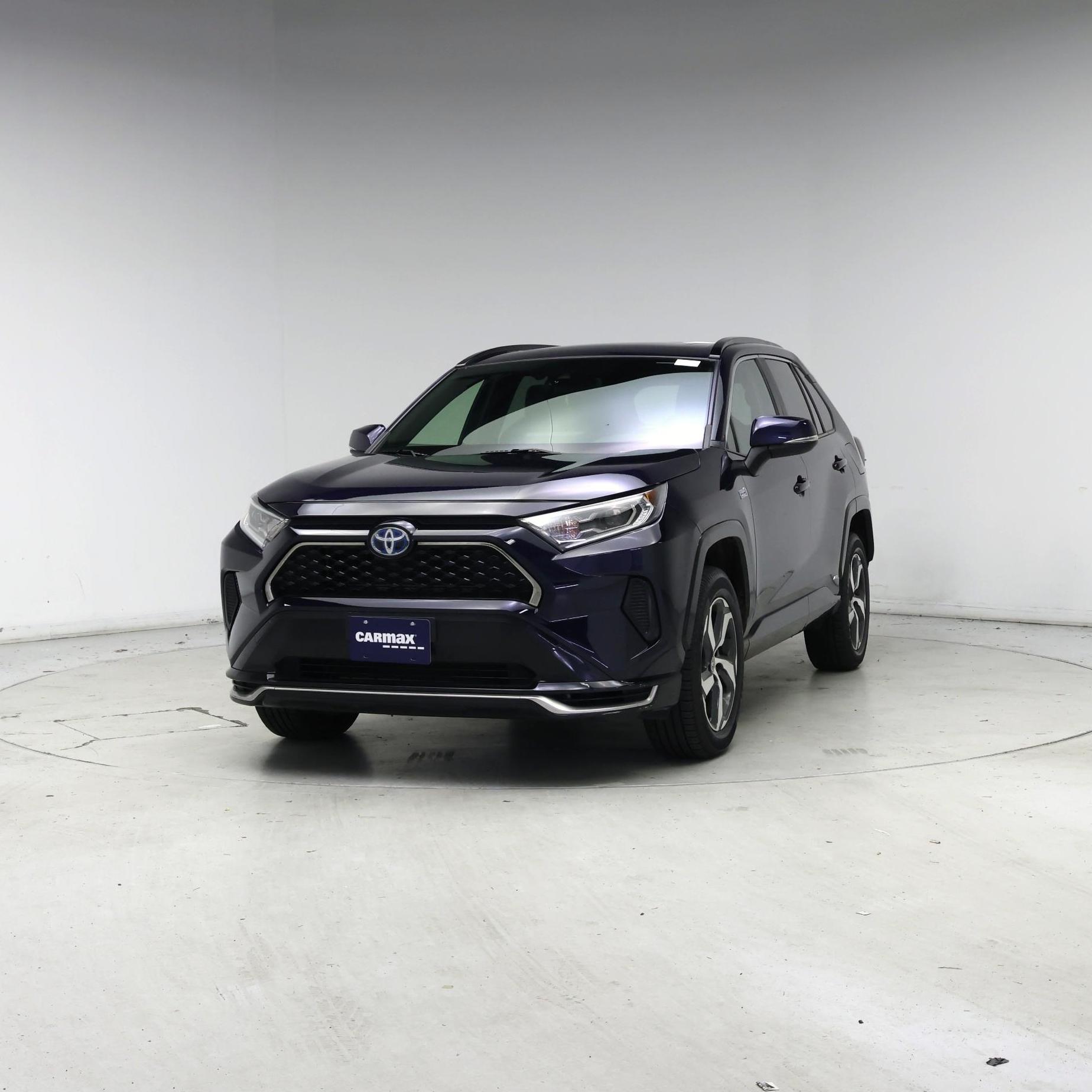 Thumbnail: 2021 Toyota RAV4 - 4