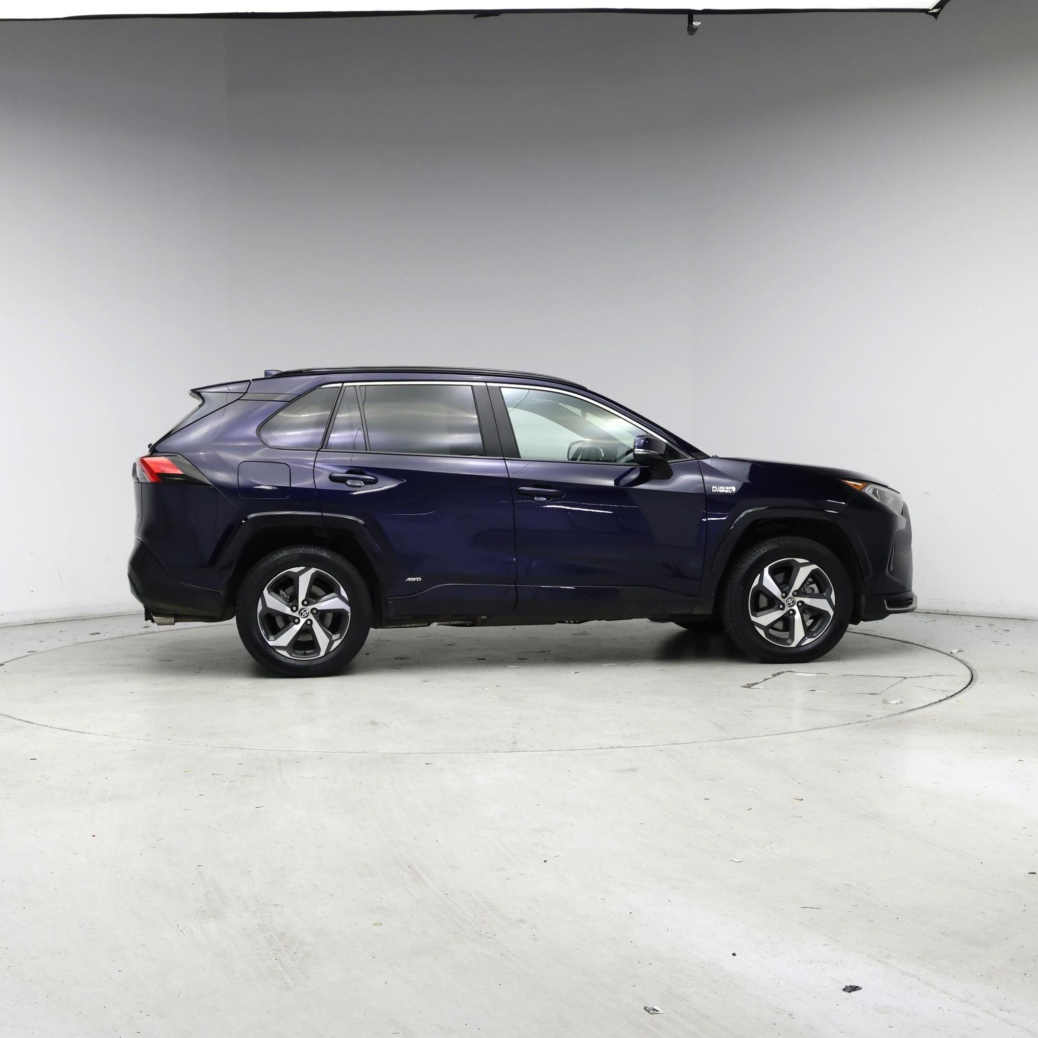 Thumbnail: 2021 Toyota RAV4 - 7