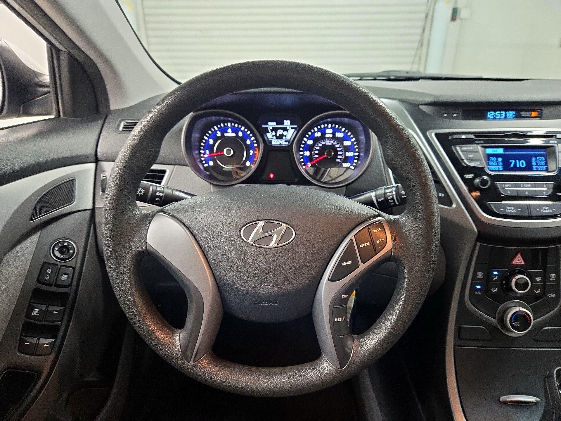 Thumbnail: 2016 Hyundai Elantra - 10