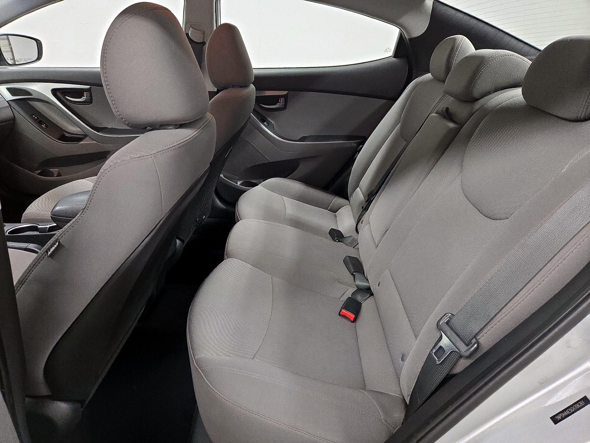 Thumbnail: 2016 Hyundai Elantra - 18