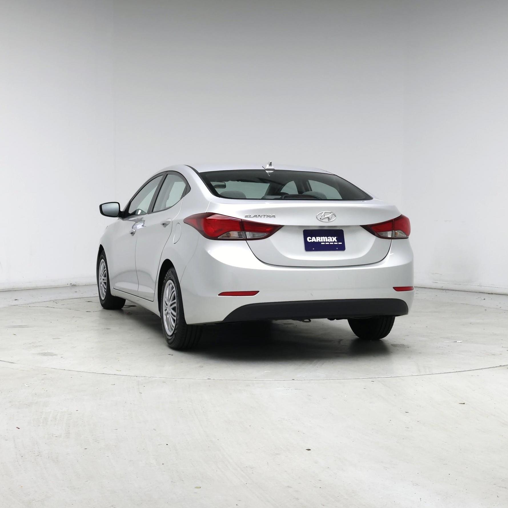 Thumbnail: 2016 Hyundai Elantra - 6