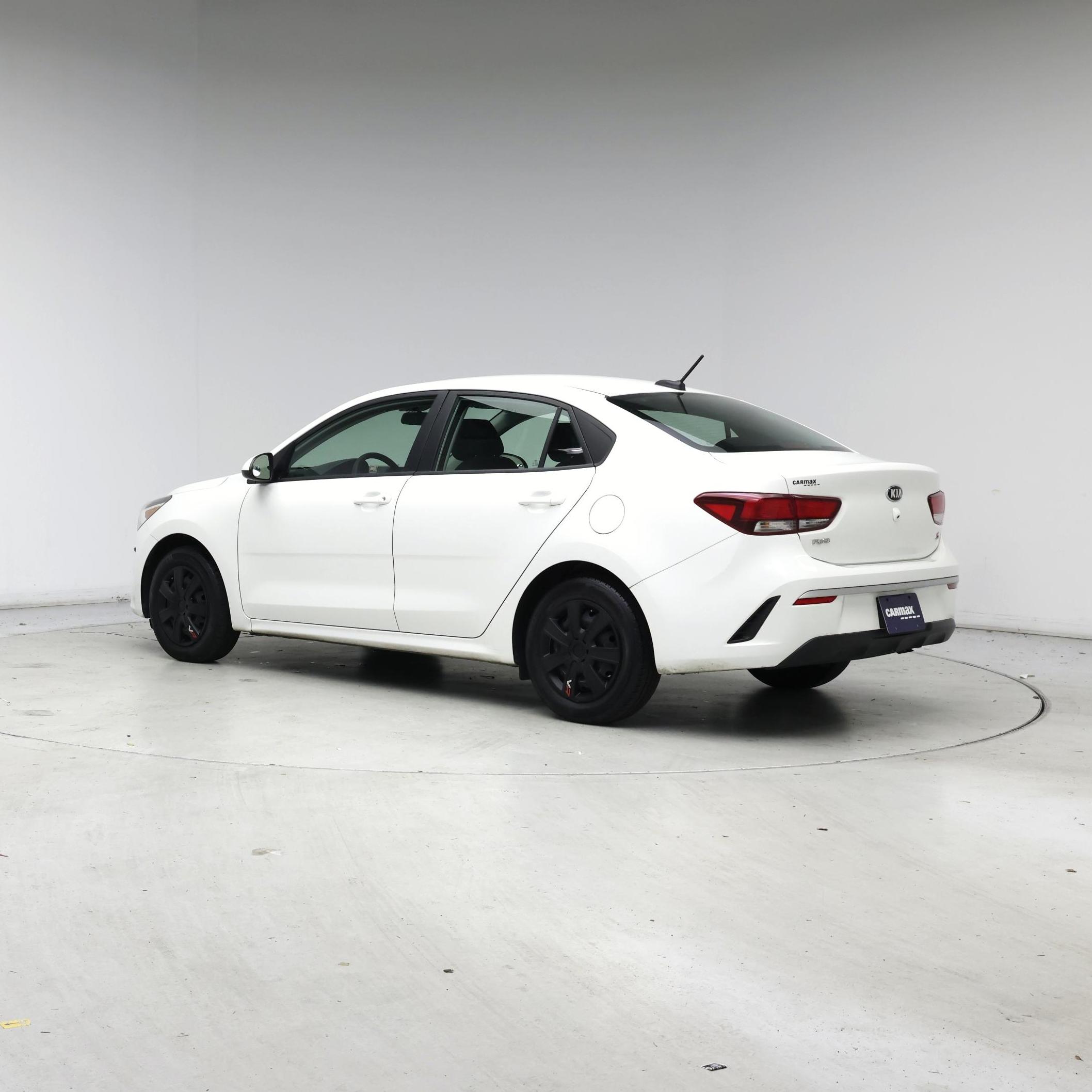 Thumbnail: 2021 Kia Rio - 2