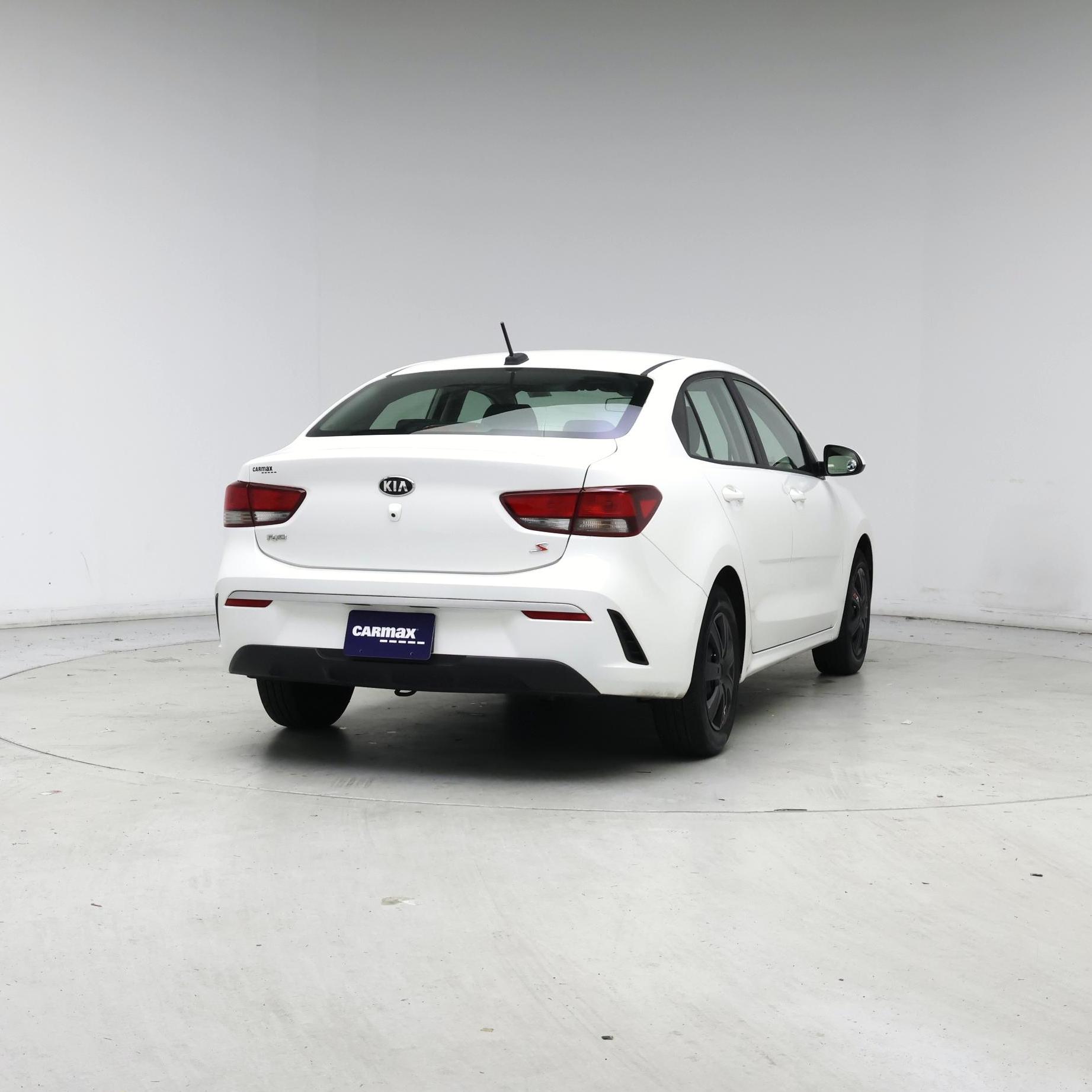 Thumbnail: 2021 Kia Rio - 8