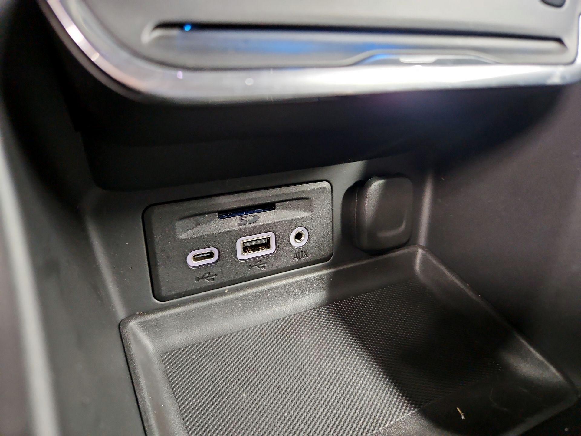 Thumbnail: 2020 GMC Terrain - 18