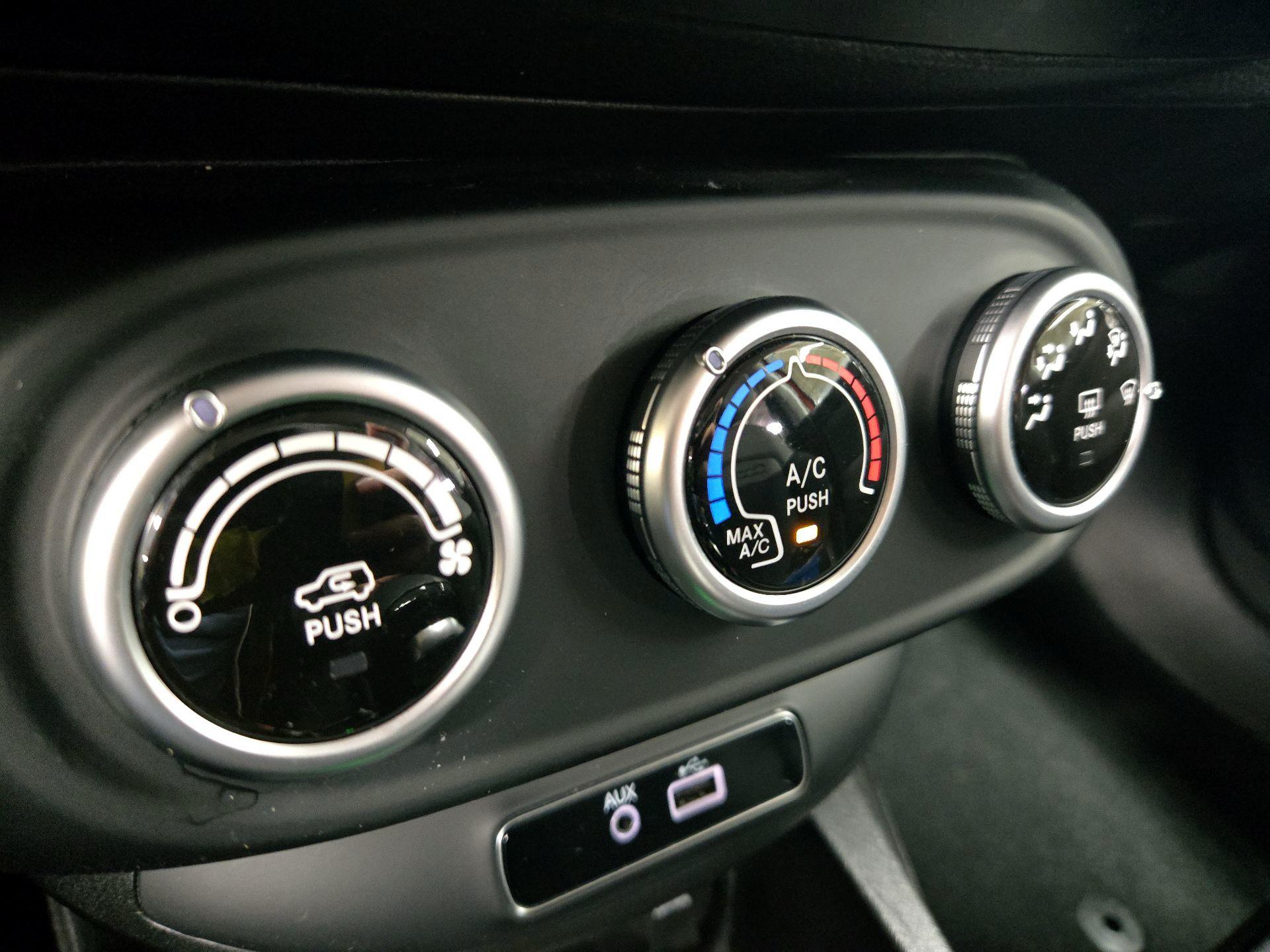 Thumbnail: 2016 Fiat 500X - 15