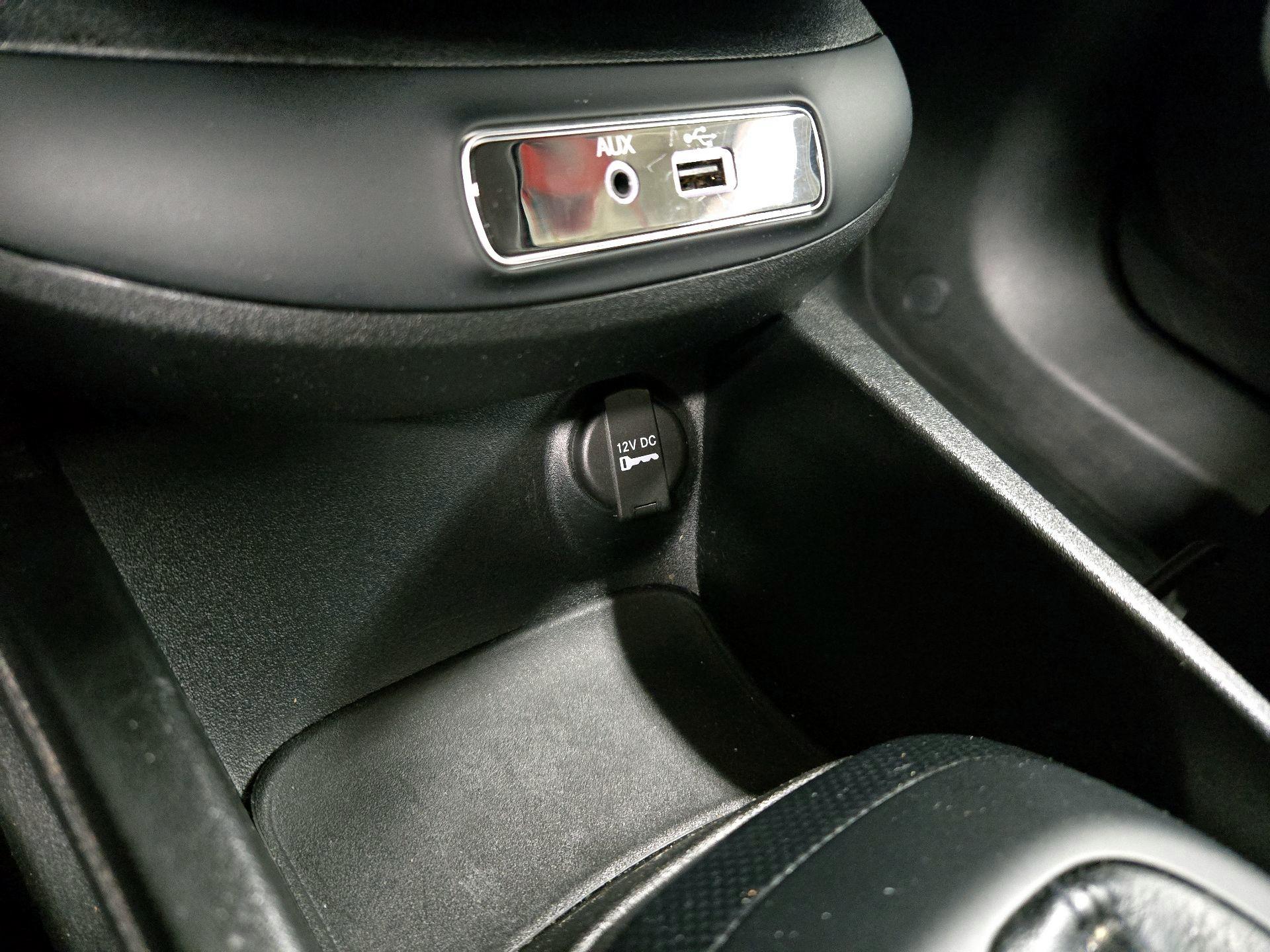 Thumbnail: 2016 Fiat 500X - 17