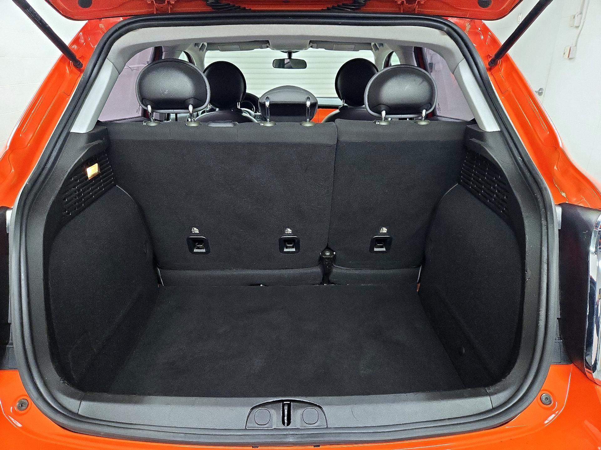 Thumbnail: 2016 Fiat 500X - 19