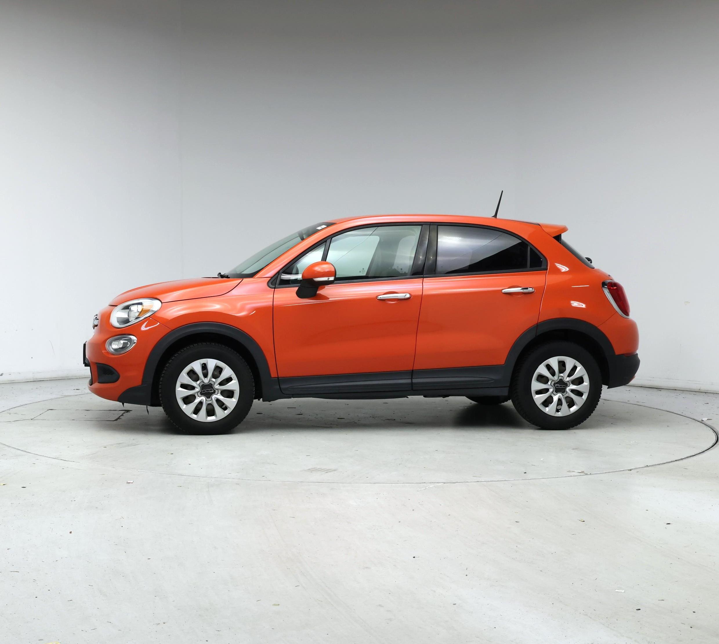 Thumbnail: 2016 Fiat 500X - 3