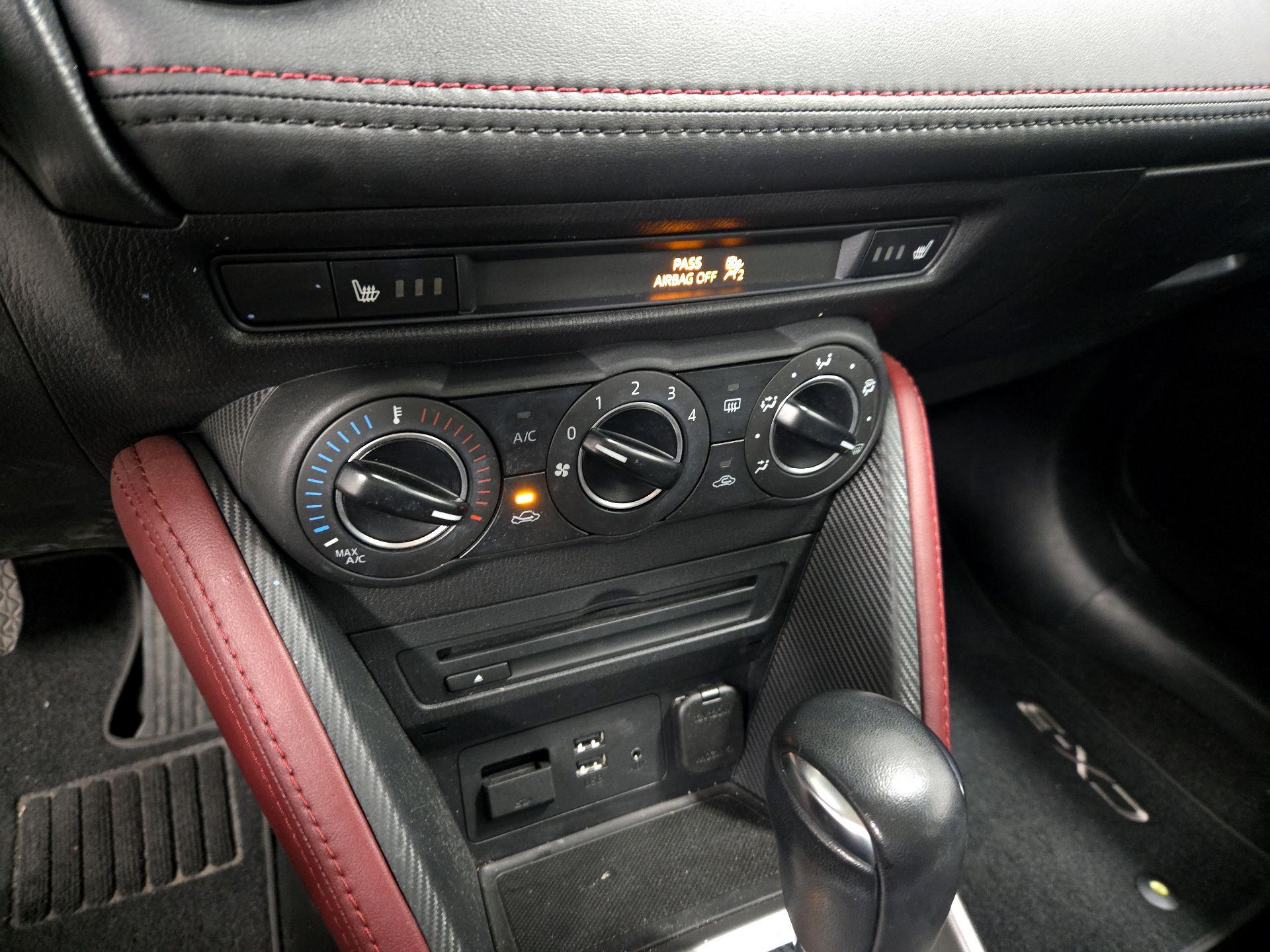 Thumbnail: 2016 Mazda CX-3 - 16