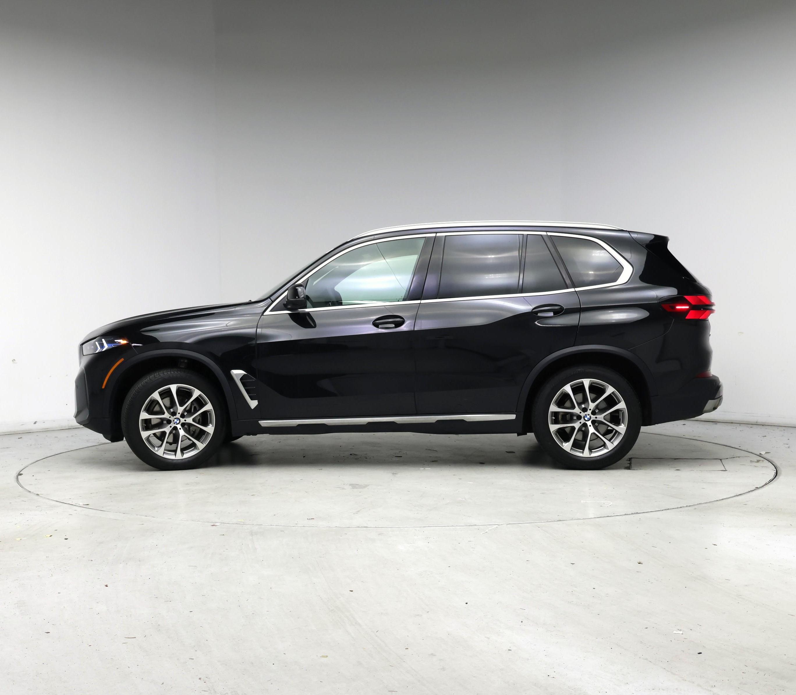 Thumbnail: 2025 BMW X5 - 3