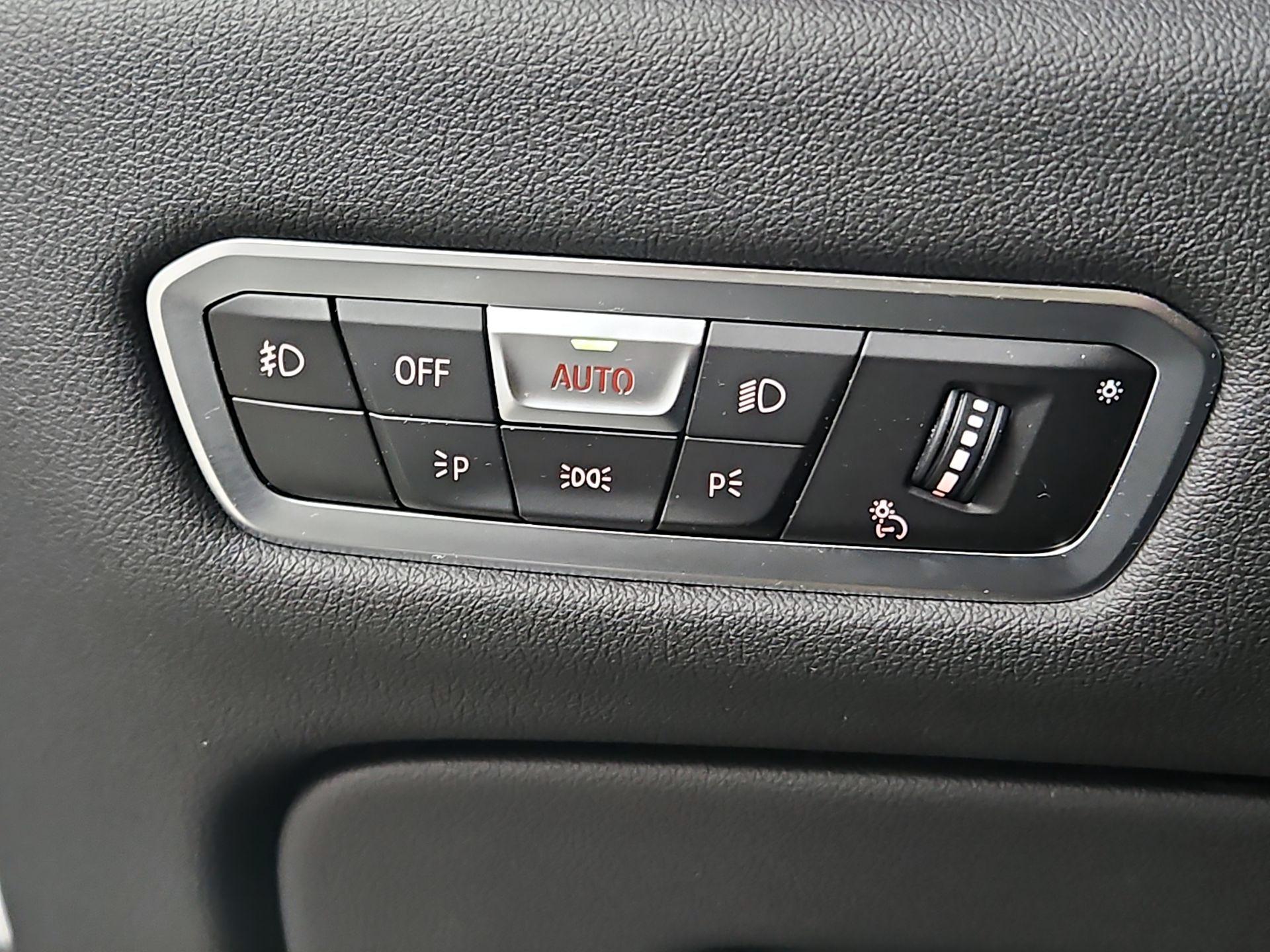 Thumbnail: 2021 BMW X5 - 13