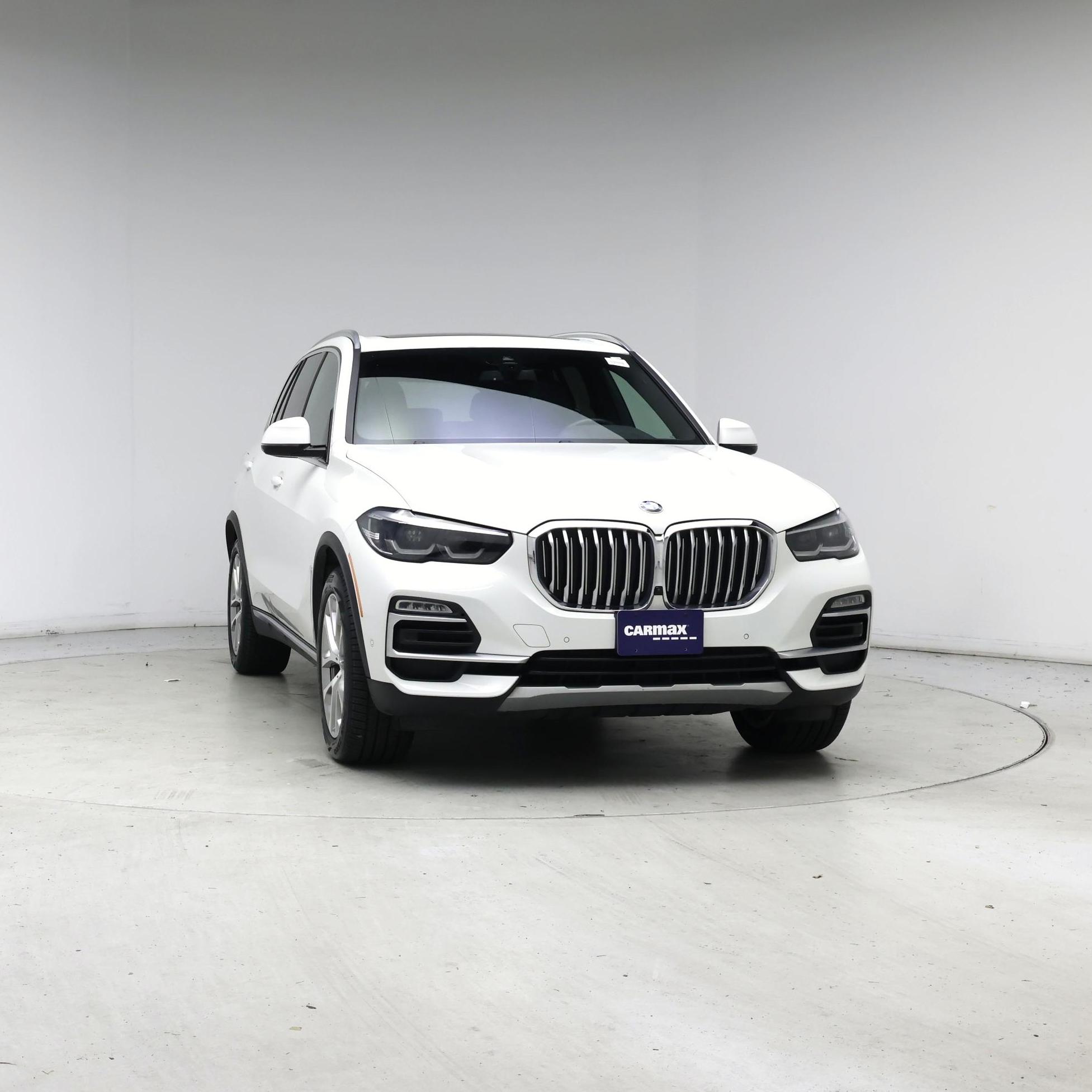 Thumbnail: 2021 BMW X5 - 5