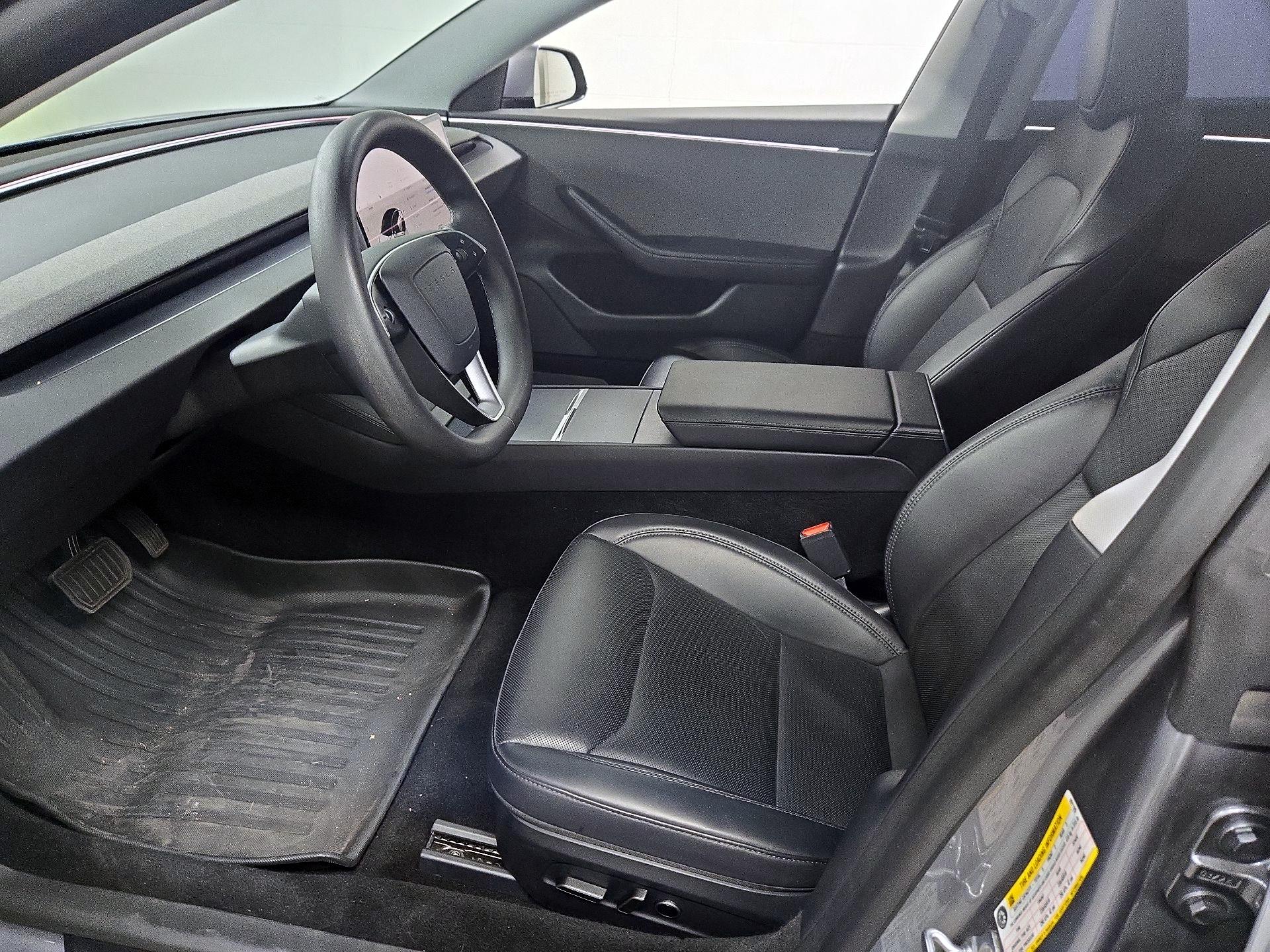 Thumbnail: 2025 Tesla Model 3 - 11