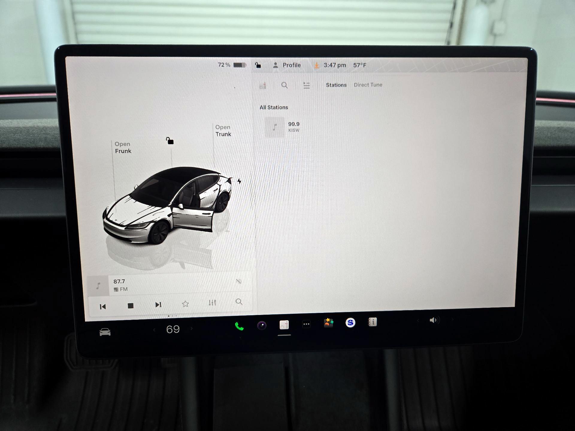 Thumbnail: 2025 Tesla Model 3 - 15