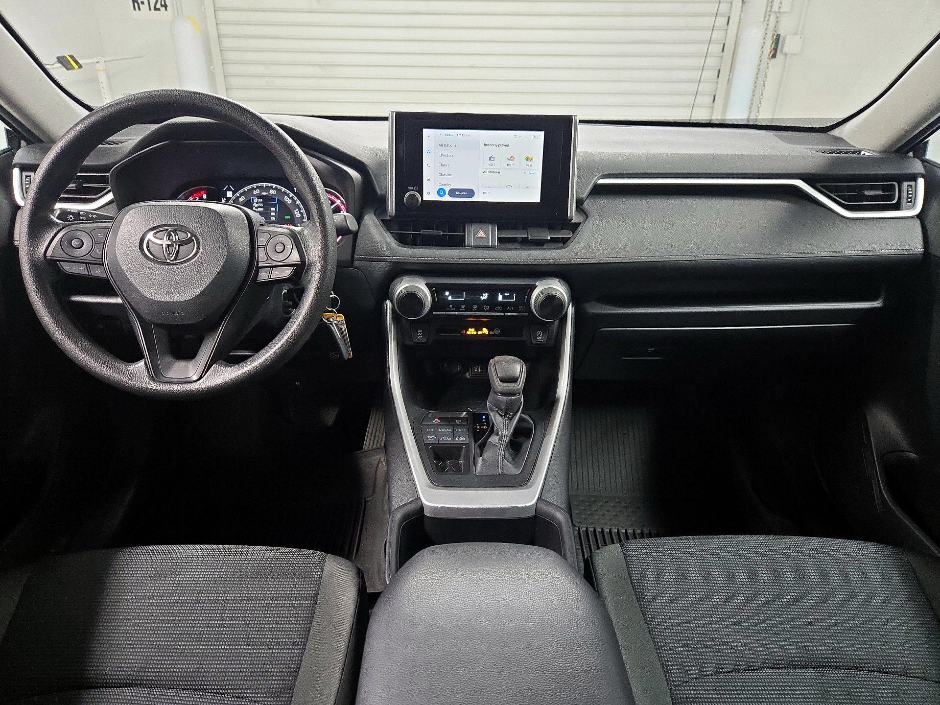 Thumbnail: 2023 Toyota RAV4 - 9