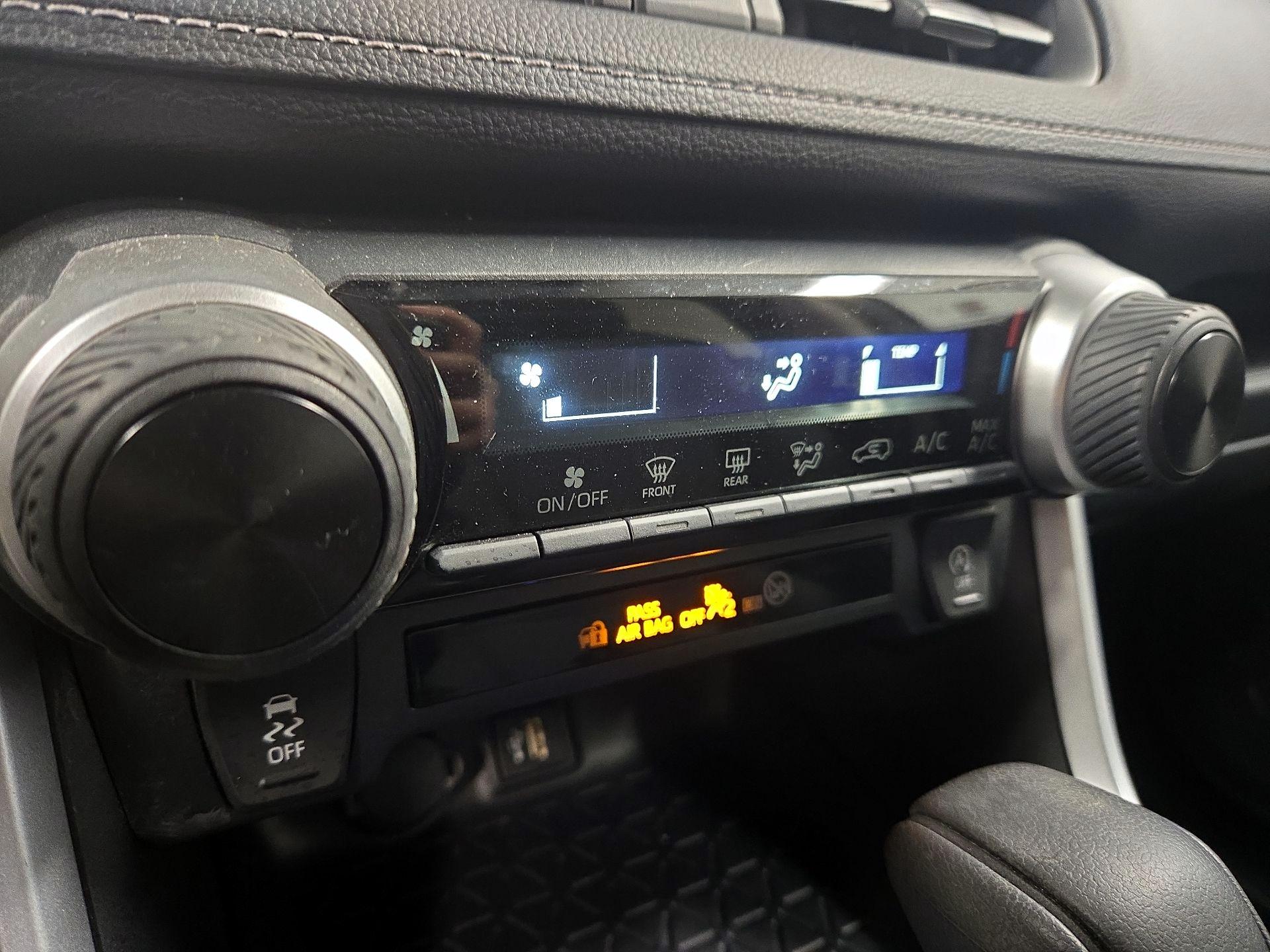 Thumbnail: 2023 Toyota RAV4 - 16