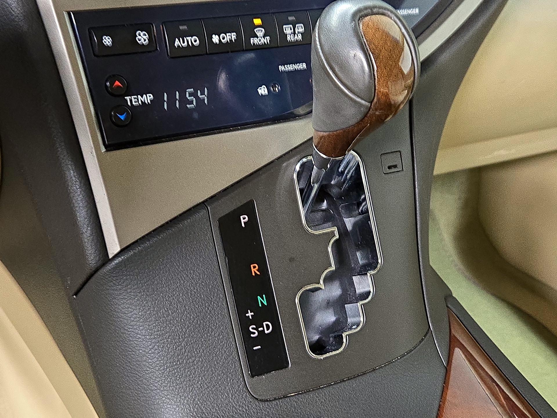 Thumbnail: 2015 Lexus RX - 18