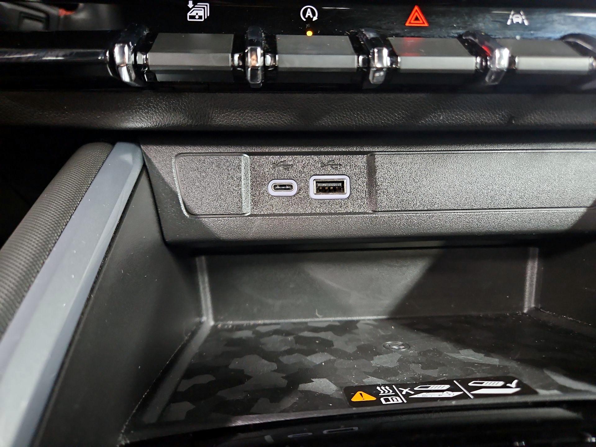 Thumbnail: 2024 Chevrolet Colorado - 19