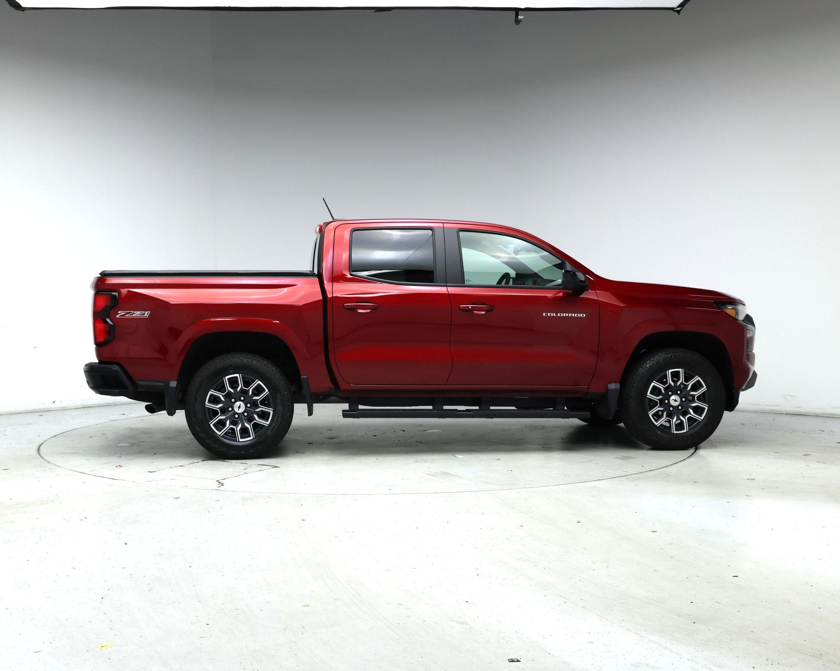 Thumbnail: 2024 Chevrolet Colorado - 7