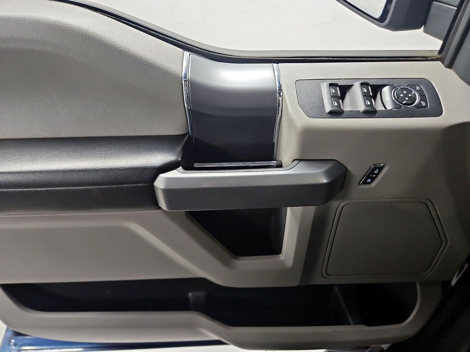 Thumbnail: 2016 Ford F-150 - 12