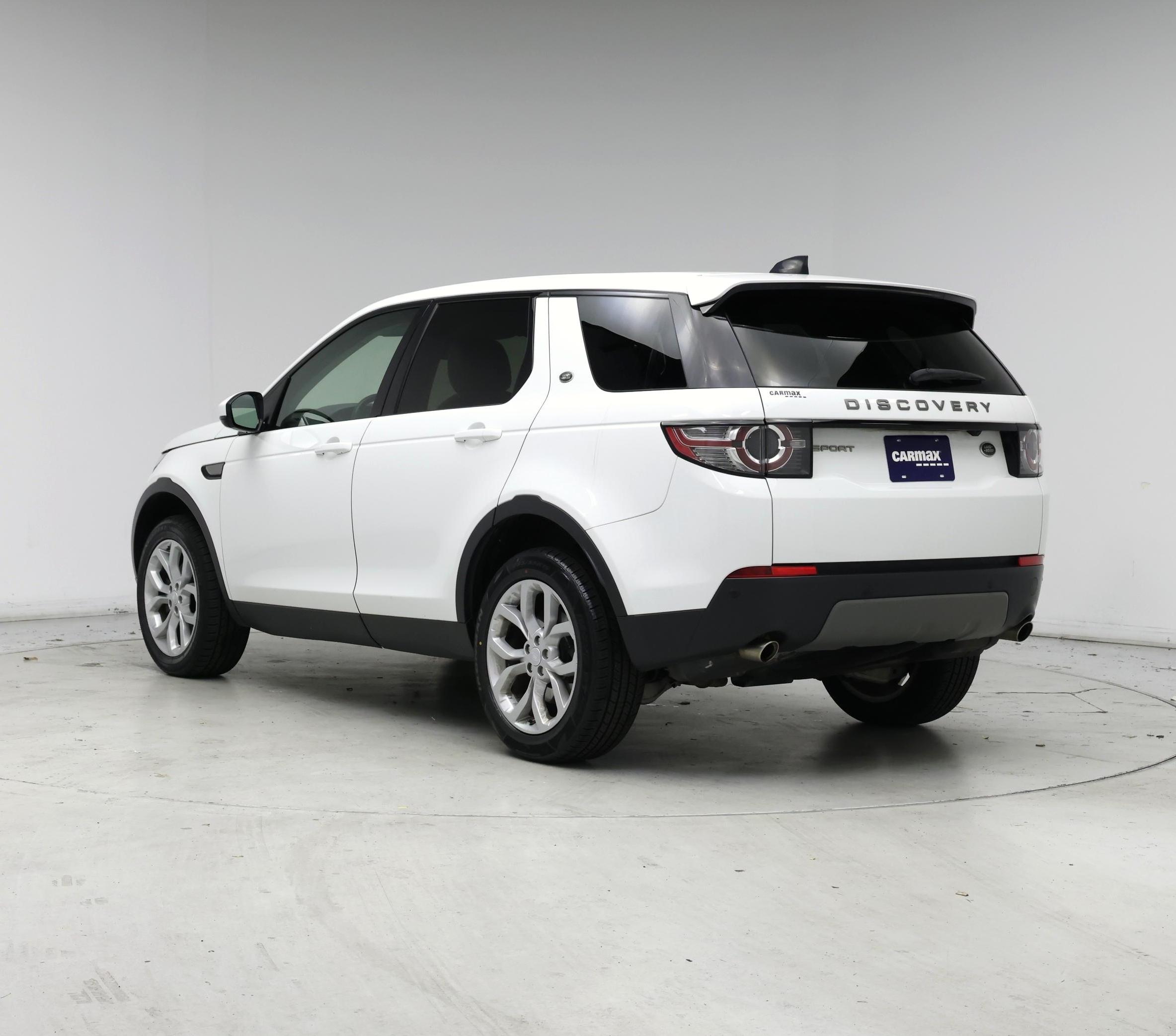 Thumbnail: 2018 Land Rover Discovery Sport - 2