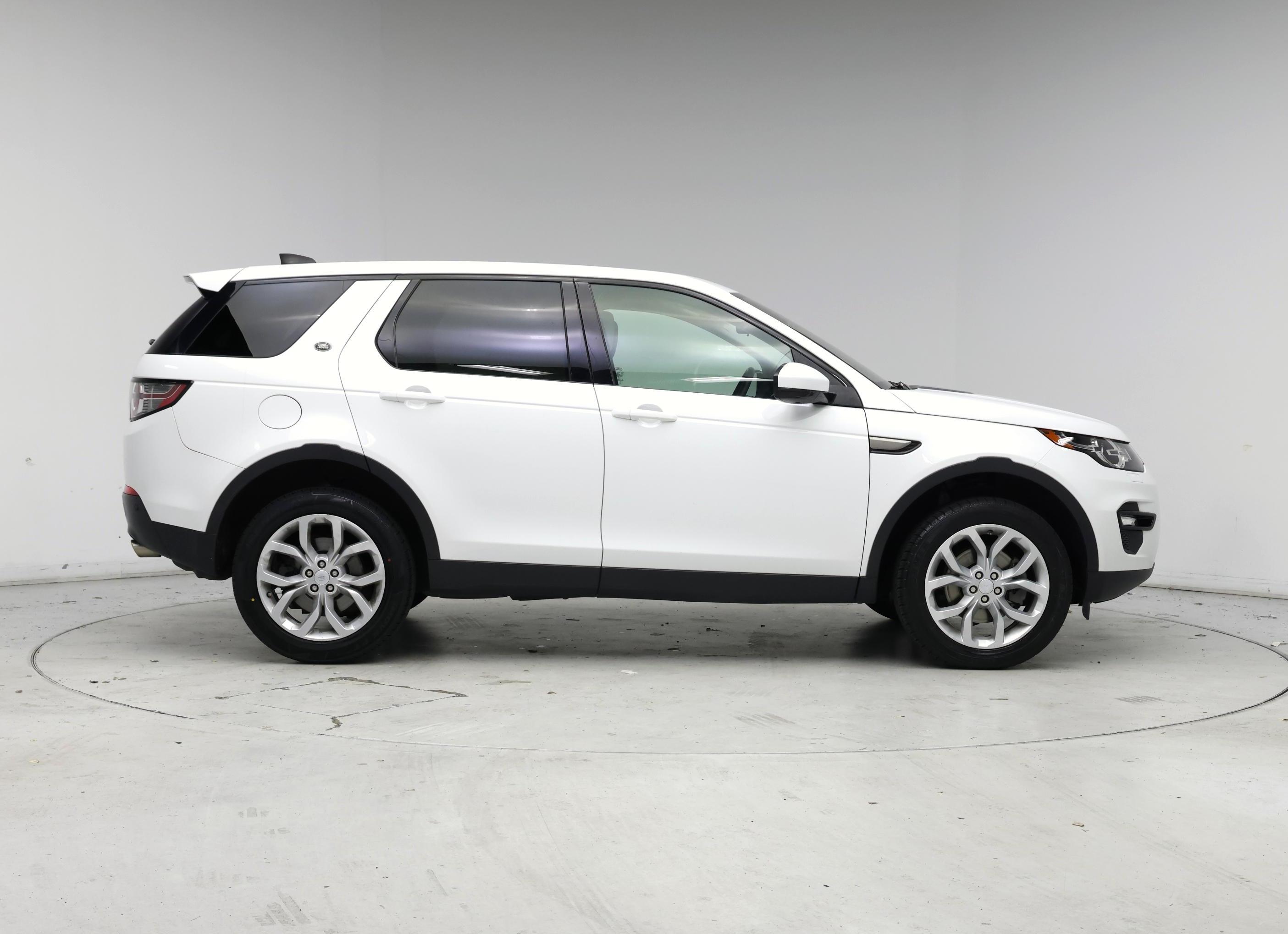 Thumbnail: 2018 Land Rover Discovery Sport - 7