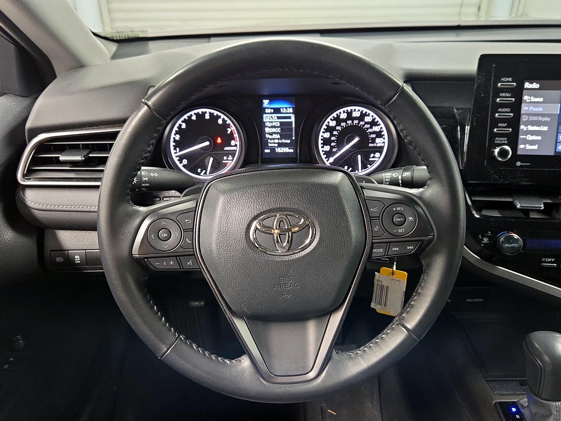 Thumbnail: 2023 Toyota Camry - 10