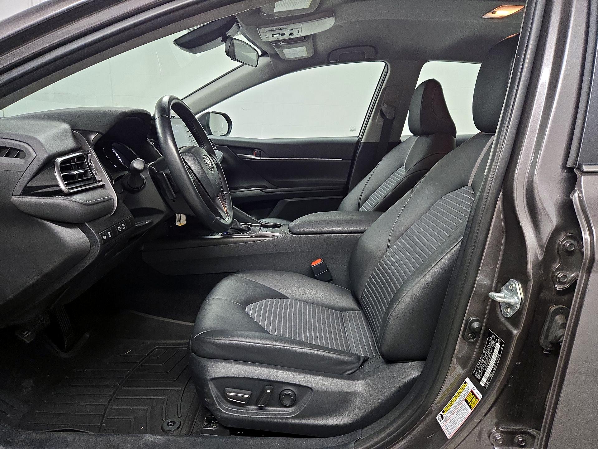 Thumbnail: 2023 Toyota Camry - 11