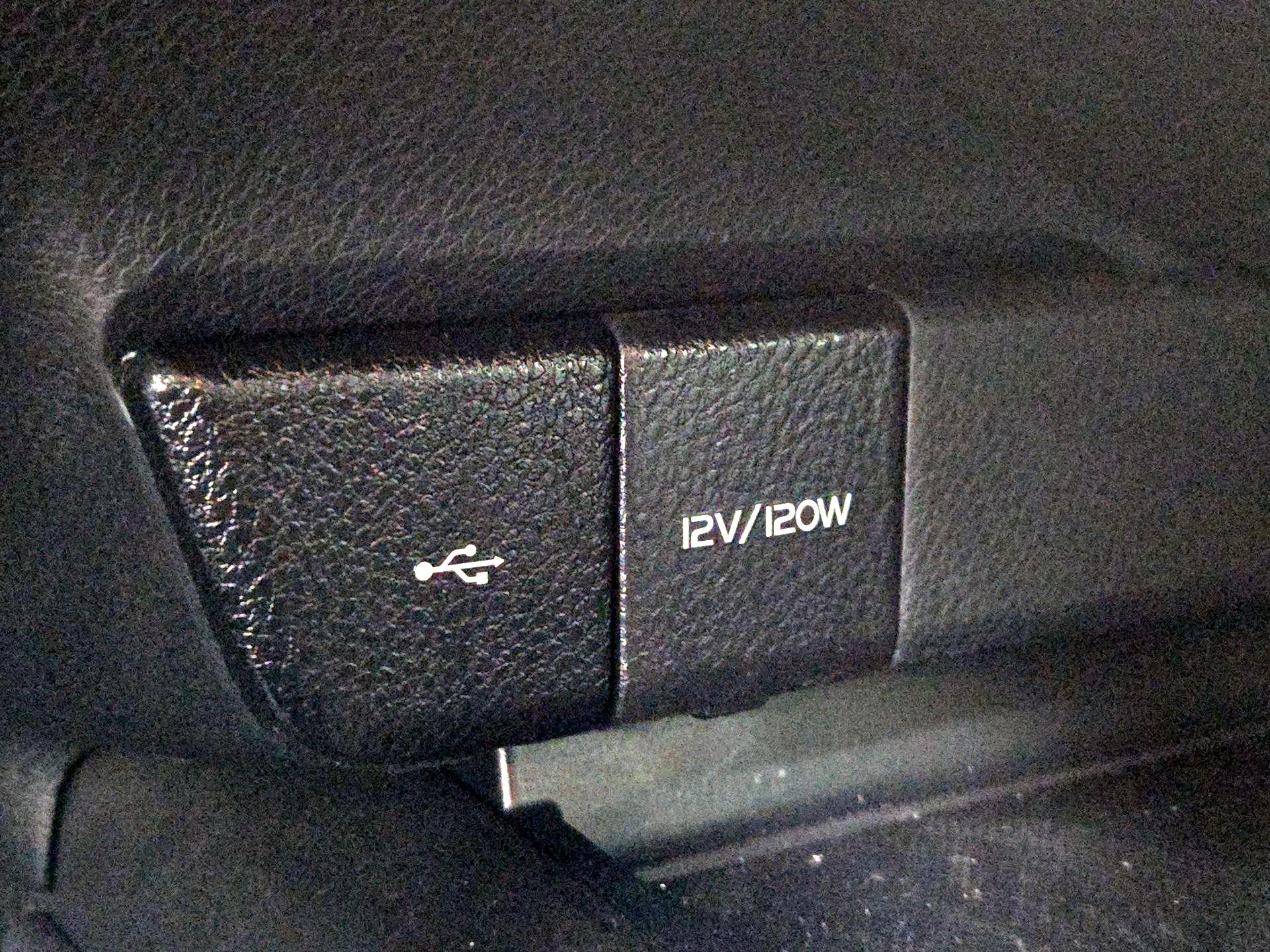 Thumbnail: 2023 Toyota Camry - 18