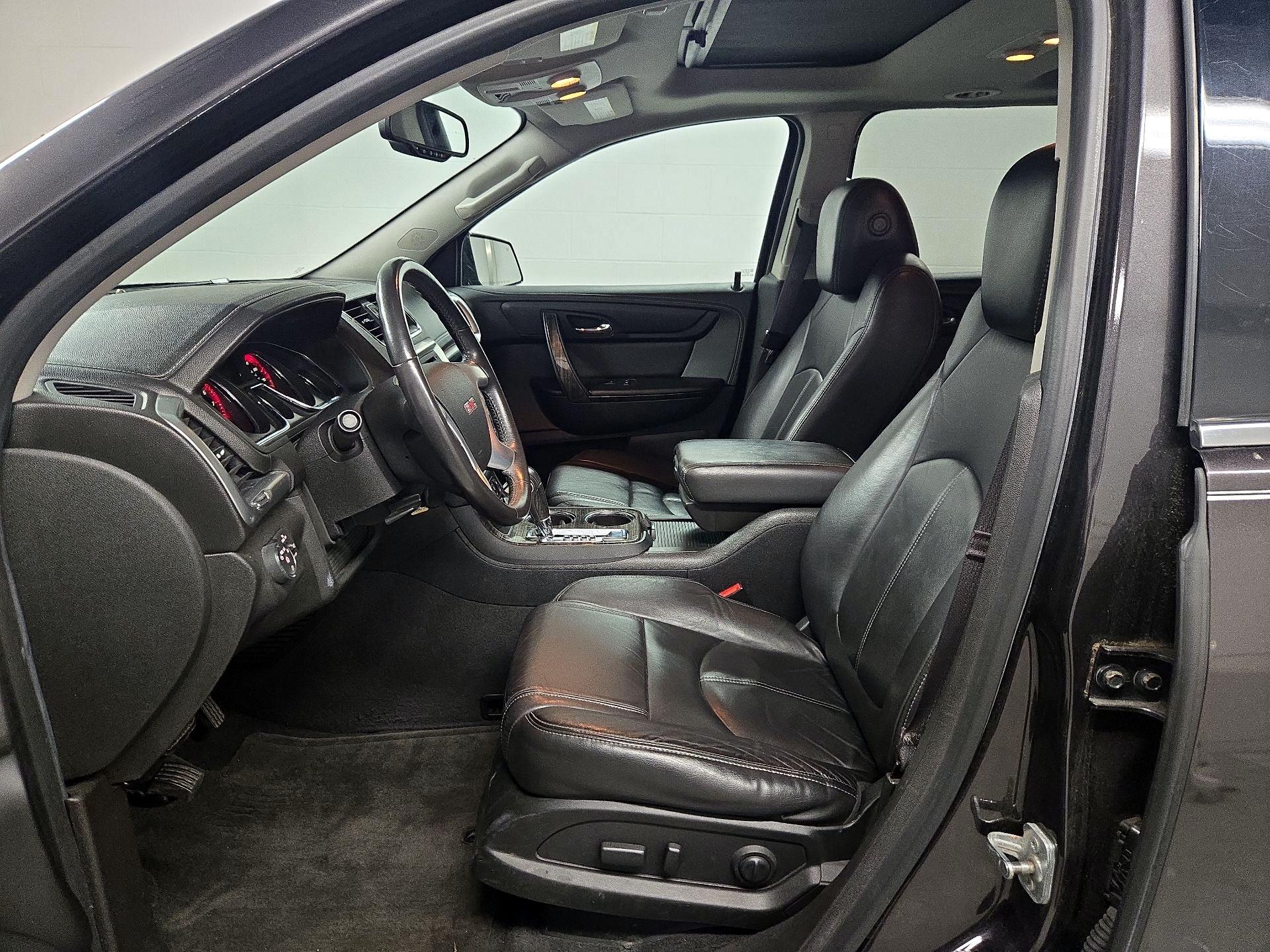 Thumbnail: 2015 GMC Acadia - 11